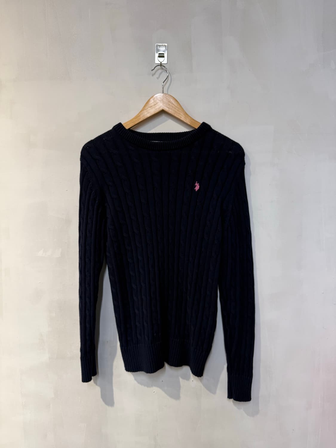 폴로 네이비 니트 상품이미지1