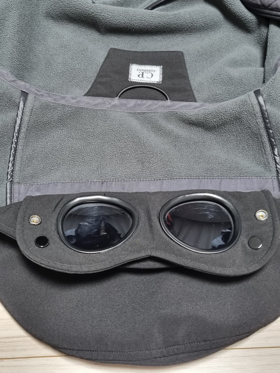 cp컴퍼니 쉘 고글 바람막이 상품이미지5