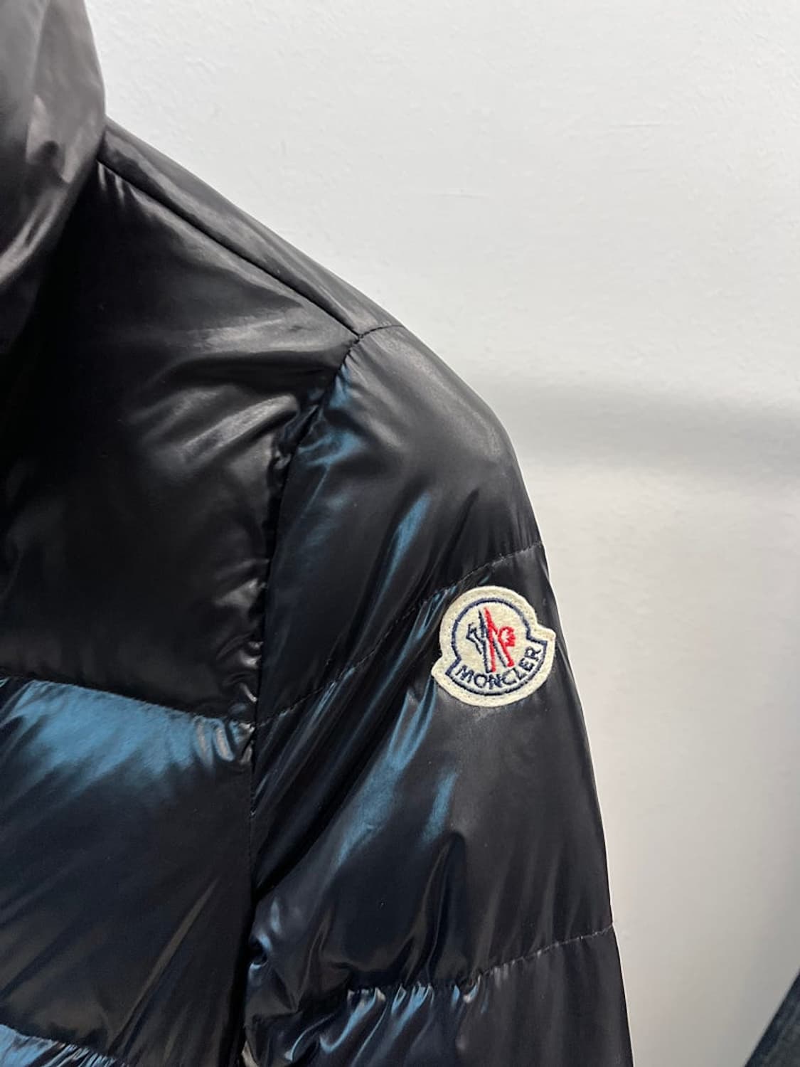 여) 몽클레어 금장 하이넥 롱패딩  상품이미지4