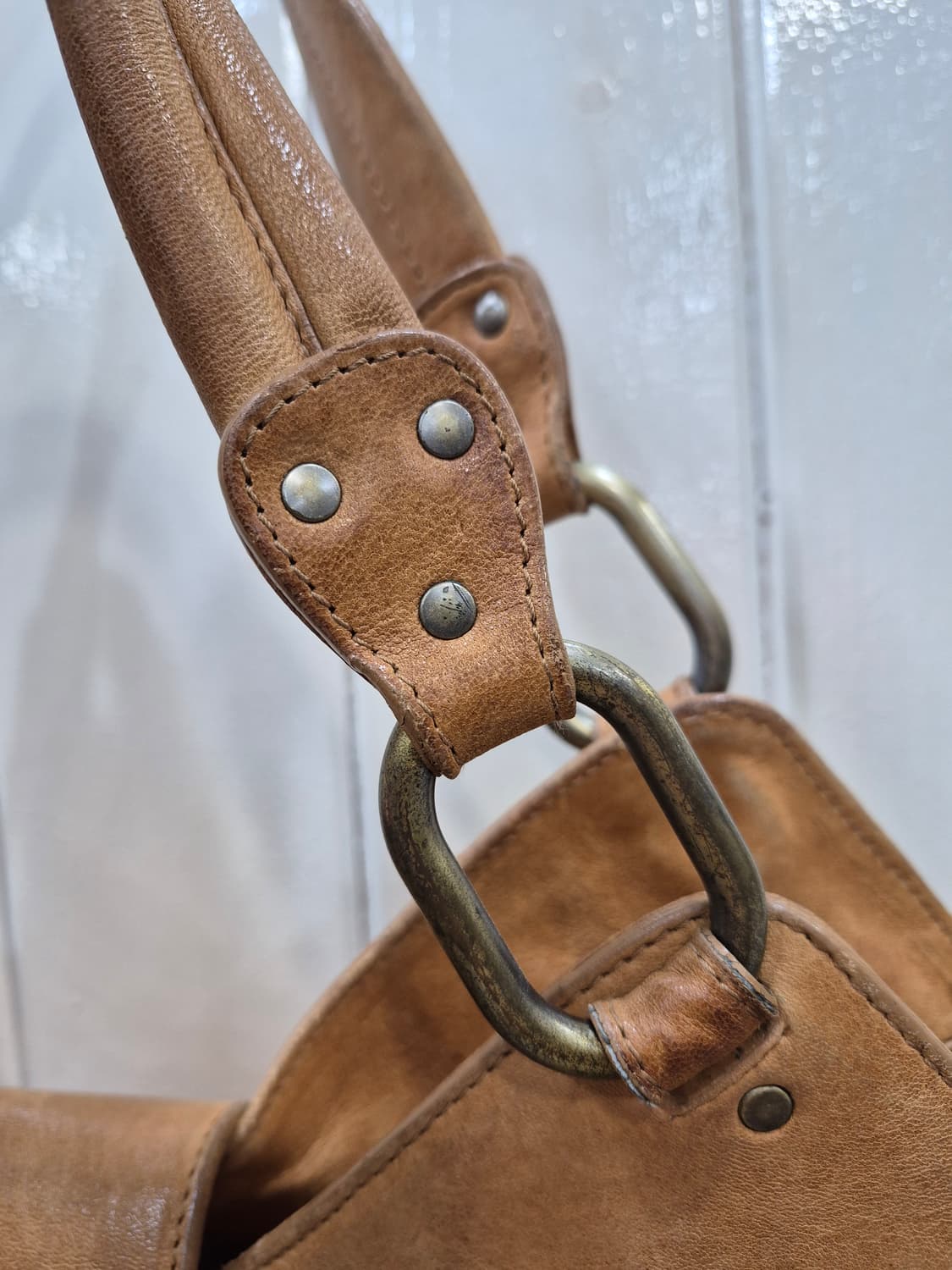 발리 모린T 퀼팅 가죽숄더백 상품이미지7