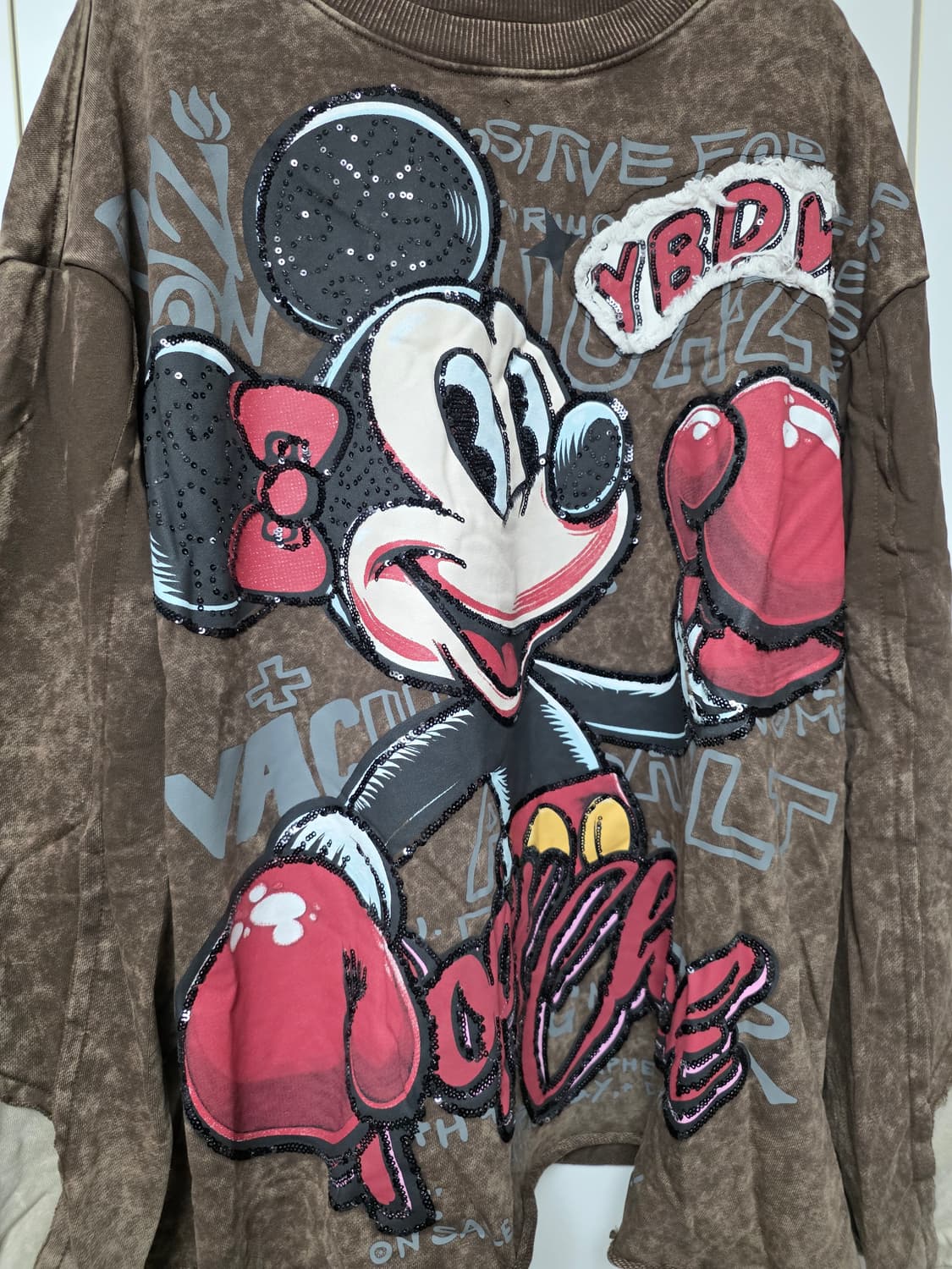 미키마우스 브라운 맨투맨 티셔츠 상품이미지1