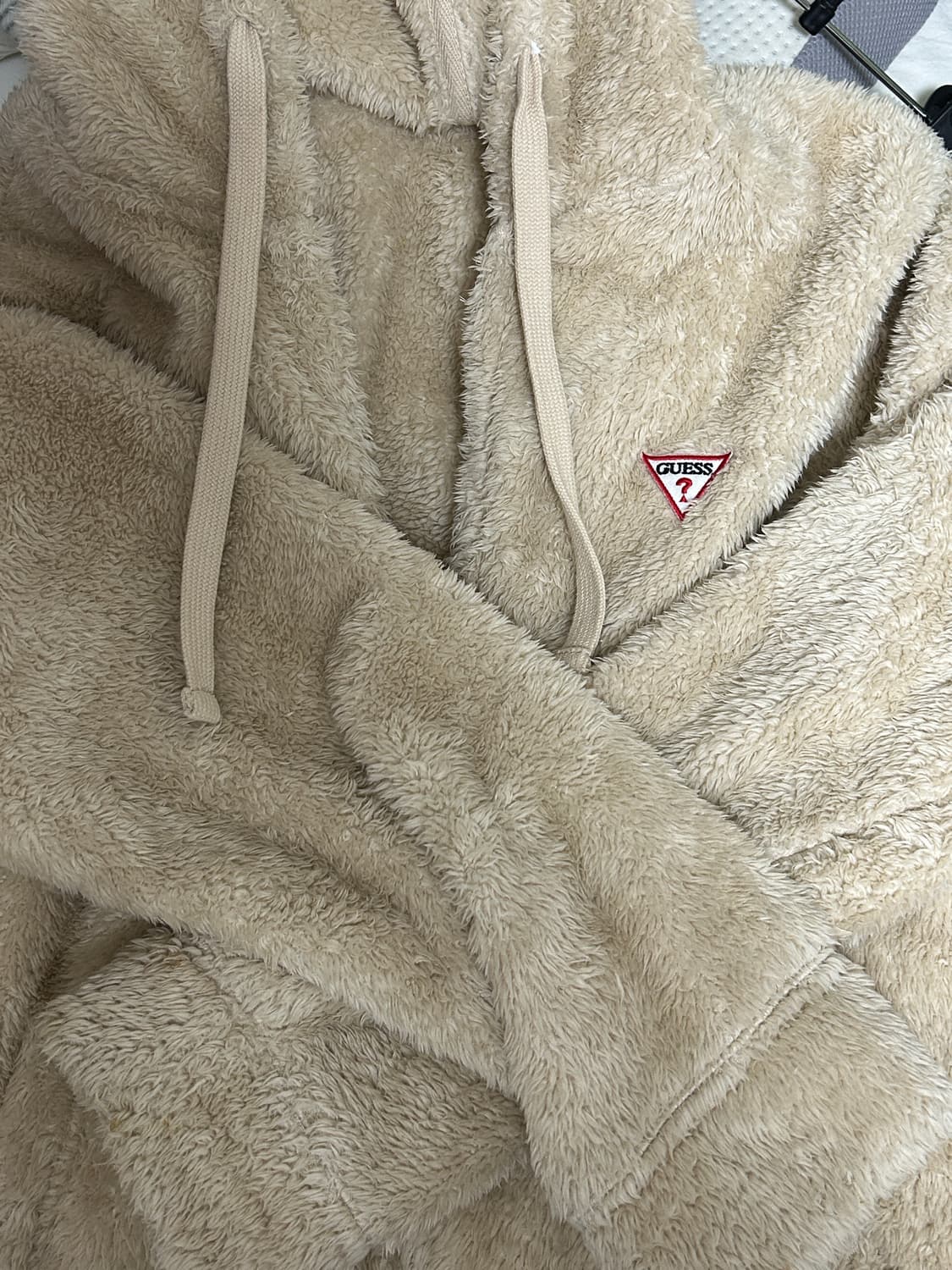 게스 후리스 상품이미지1