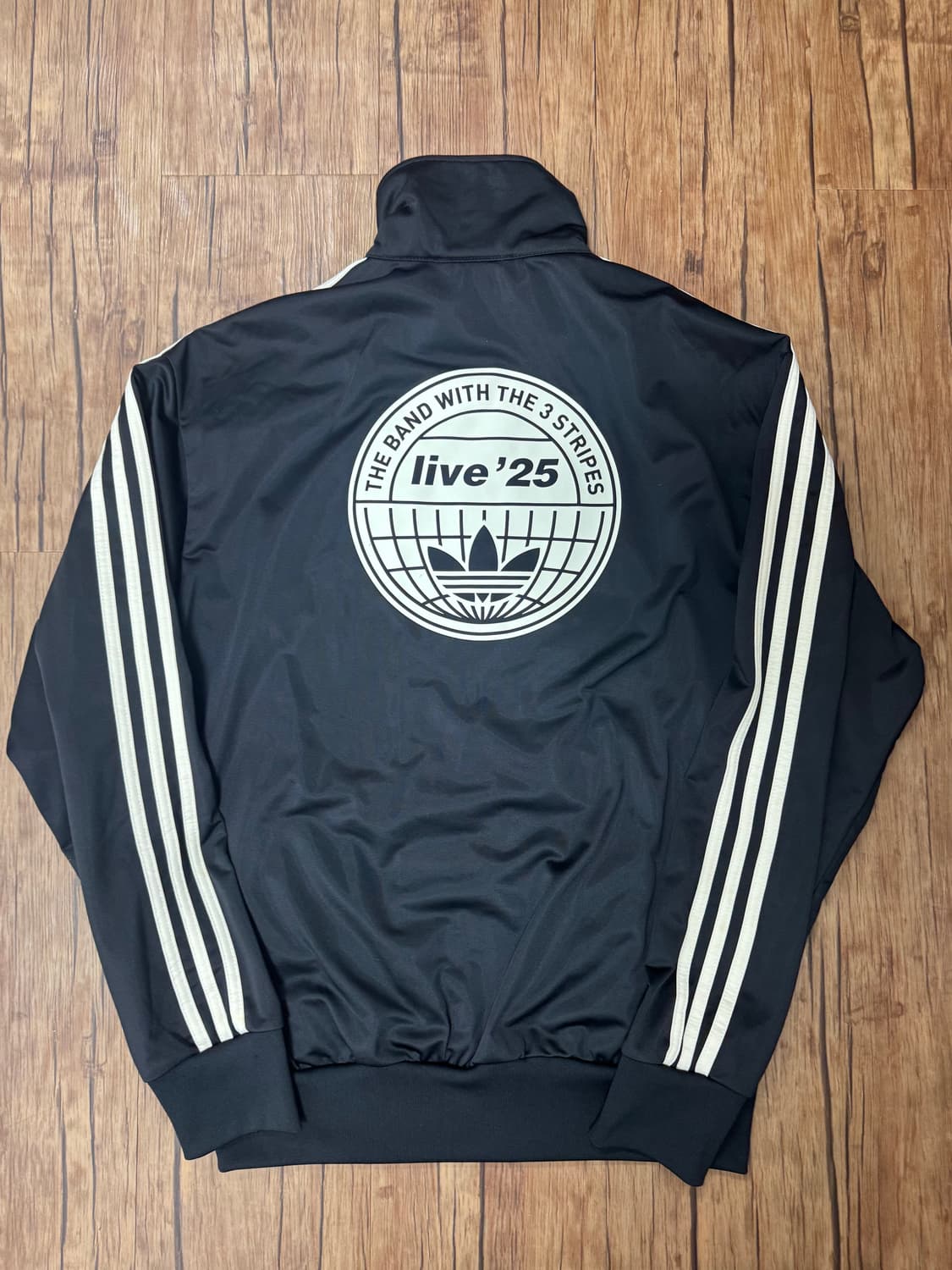 아디다스 오아시스 트랙탑 상품이미지2