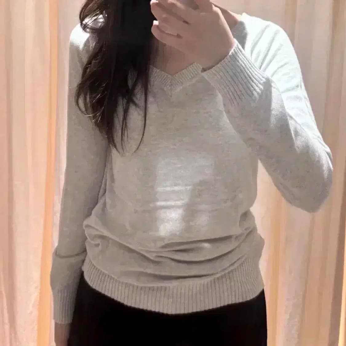 브랜디멜빌 브이넥 그레이 니트 상품이미지1