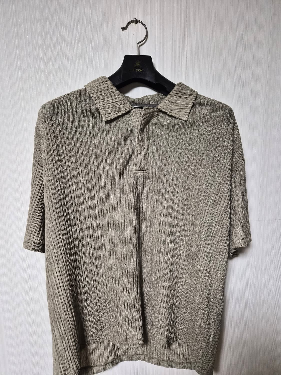 [46] 플리츠 디테일 피케티 올리브그린 상품이미지3