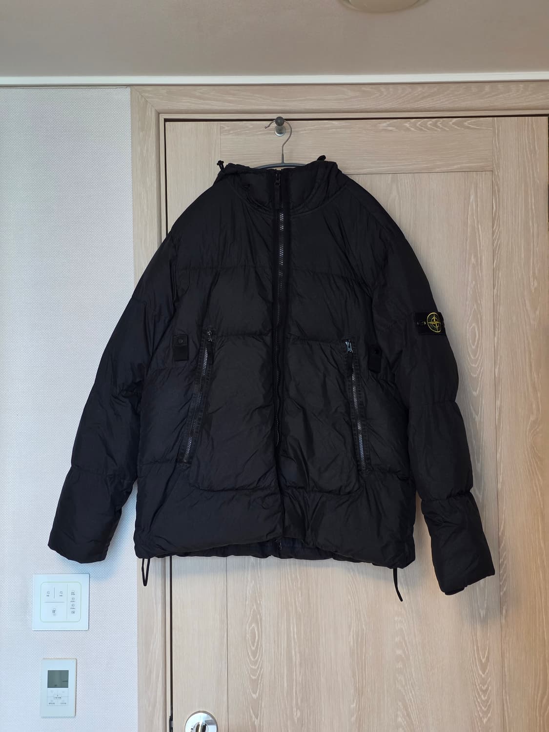 [21FW/3XL] 스톤아일랜드 크링클랩스 다운 후드 숏 패딩 상품이미지1