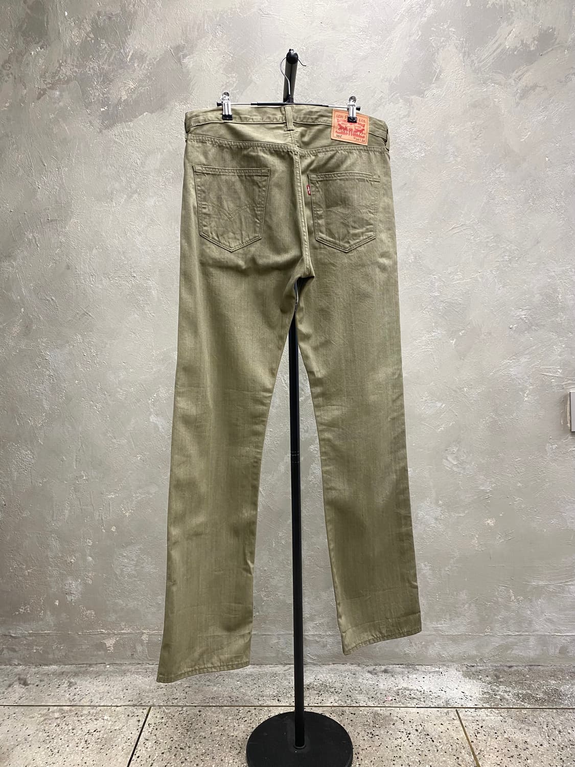 [34] Levi's 501 리바이스 올리브 그린 레귤러 핏 팬츠 상품이미지1