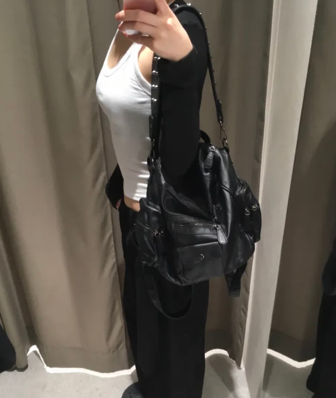 새상품) 블랙 투웨이 레더 백팩 상품이미지3