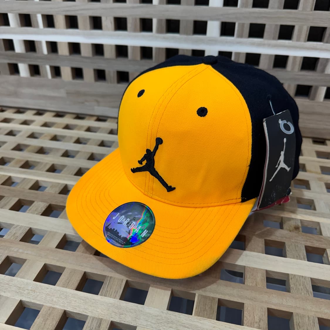 조던 옐로우 블랙 스냅백 상품이미지2