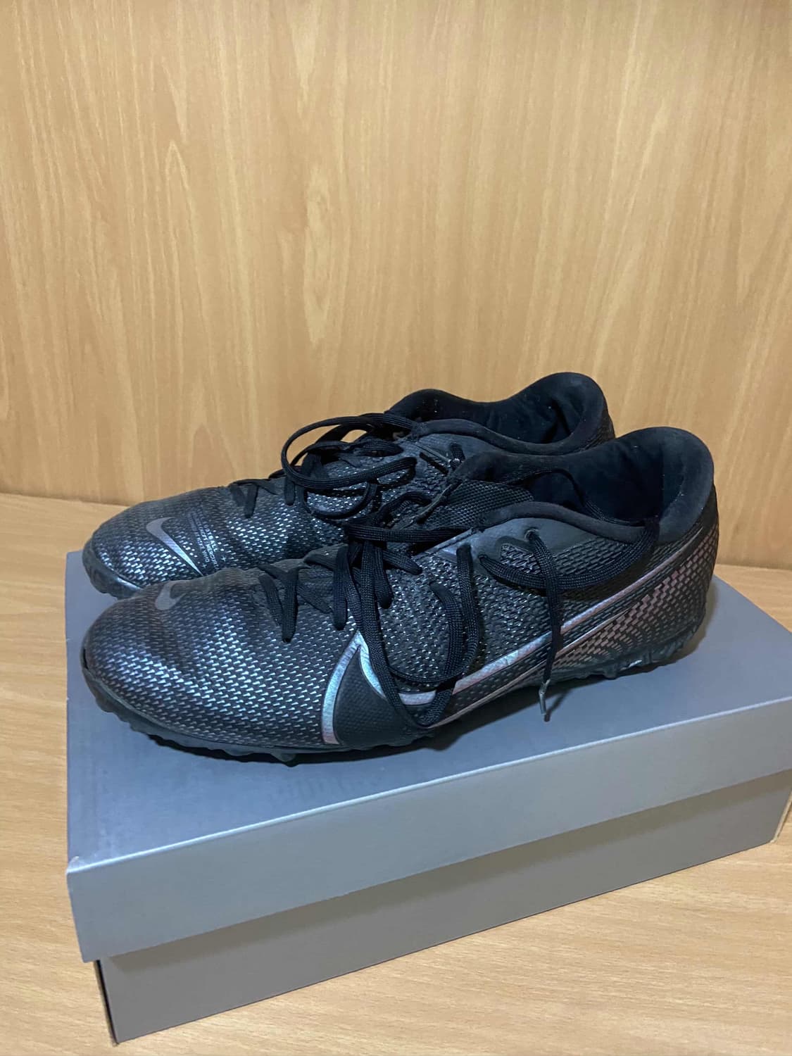 나이키 머큐리얼 아카데미 축구화  상품이미지2