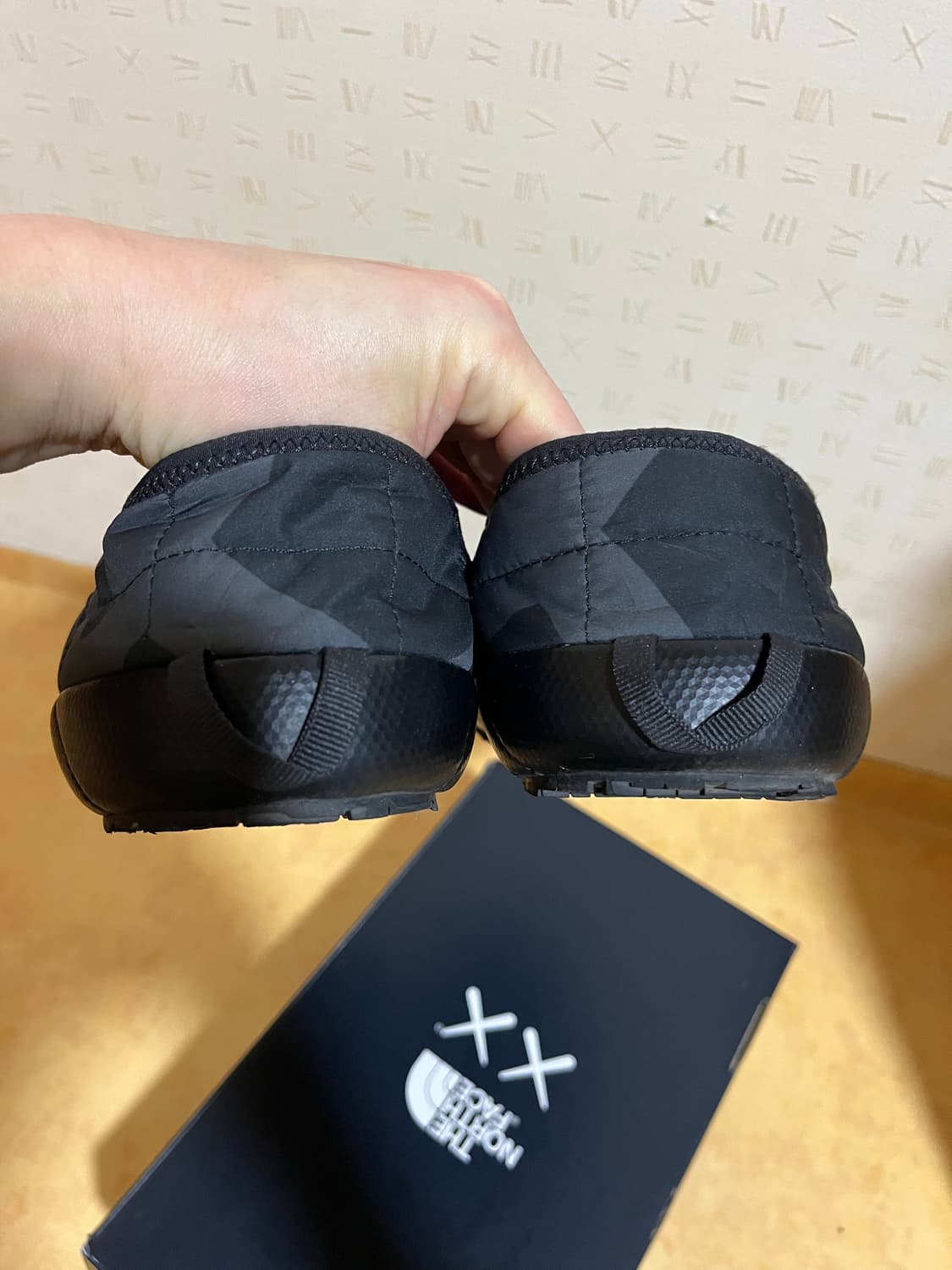 카우스 X 노스페이스 써모볼 트랙션 뮬 상품이미지5