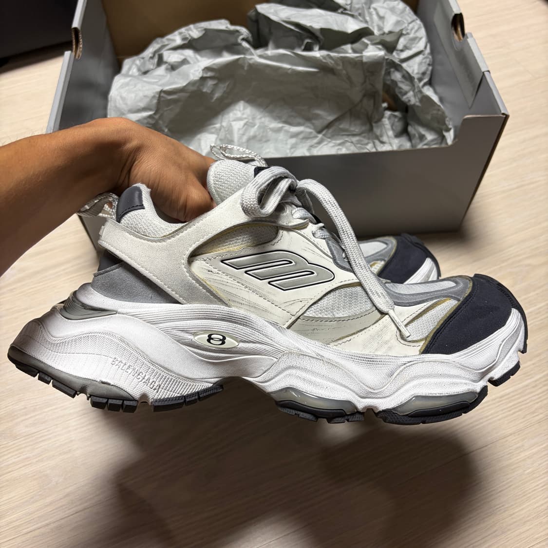 [40] 발렌시아가 카고 스니커즈 화이트 그레이 상품이미지7