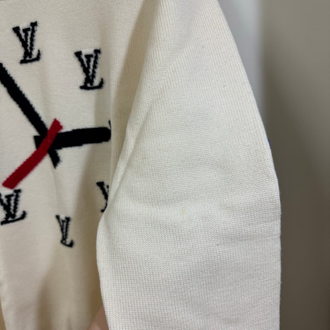 루이비통 클락 인타르시아 니트 M사이즈 상품이미지3