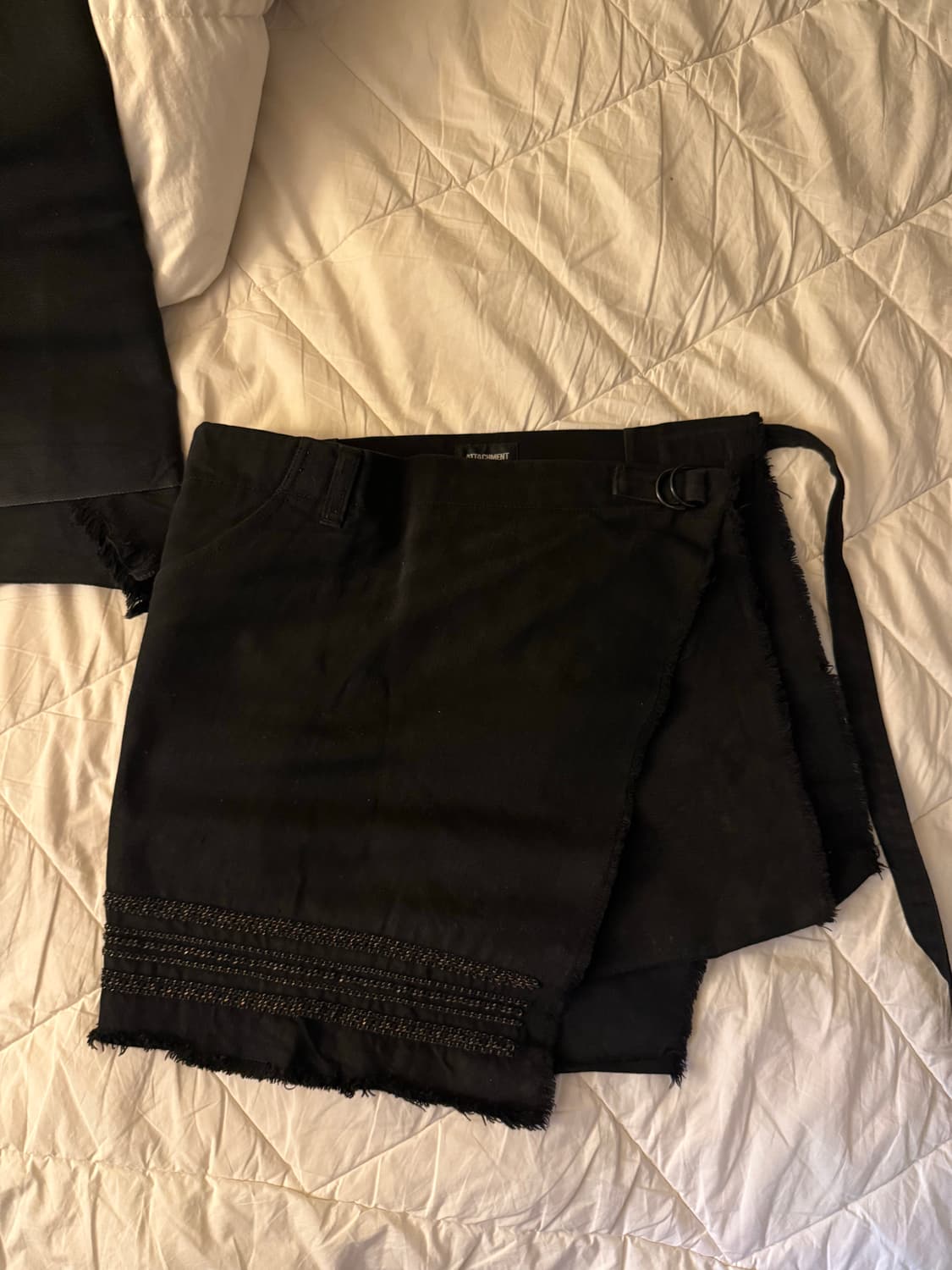 어태치먼트 아카이브 체인 랩 스커트 (os) 상품이미지1