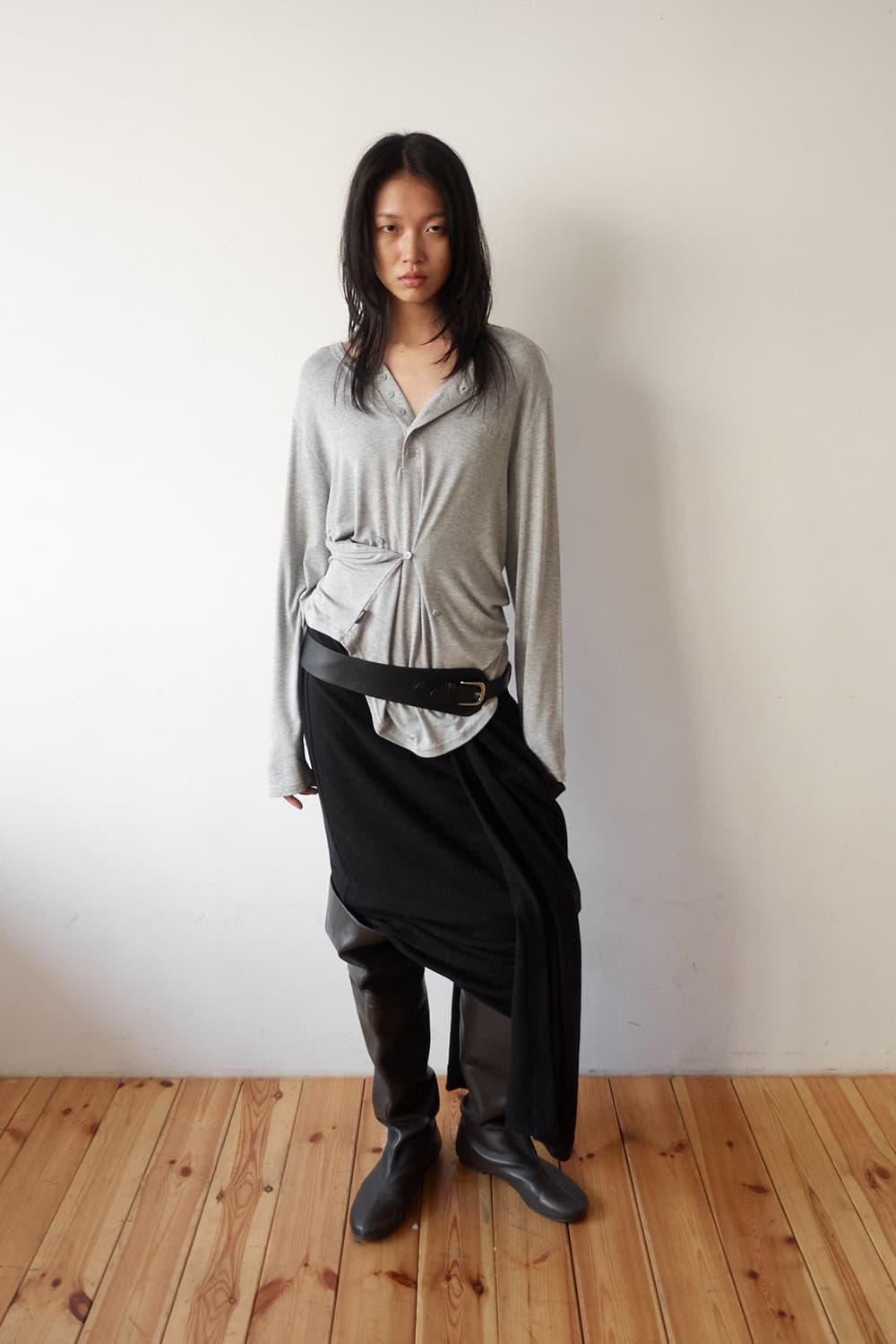 세릭 드레이프 롱 스커트 블랙 1사이즈 상품이미지1