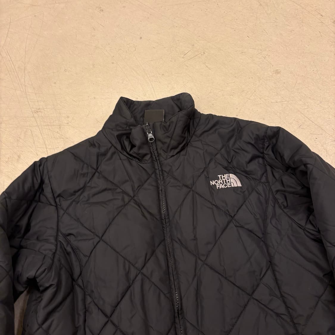 노스페이스 스몰로고 누빔 자켓 상품이미지2