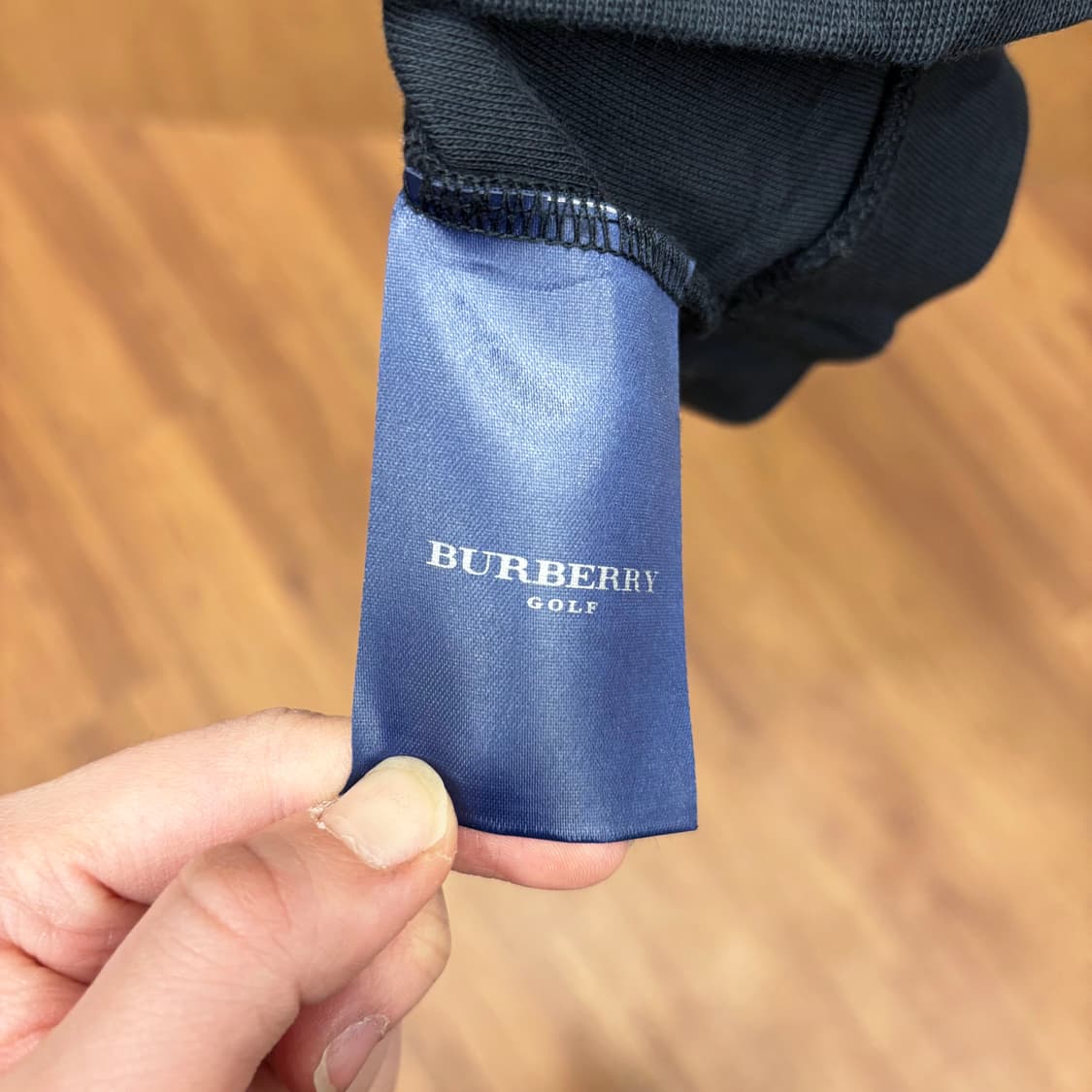 버버리 골프 코튼 긴팔 맨투맨 사이드 와펜 레글런 디테일 네이비 상품이미지9