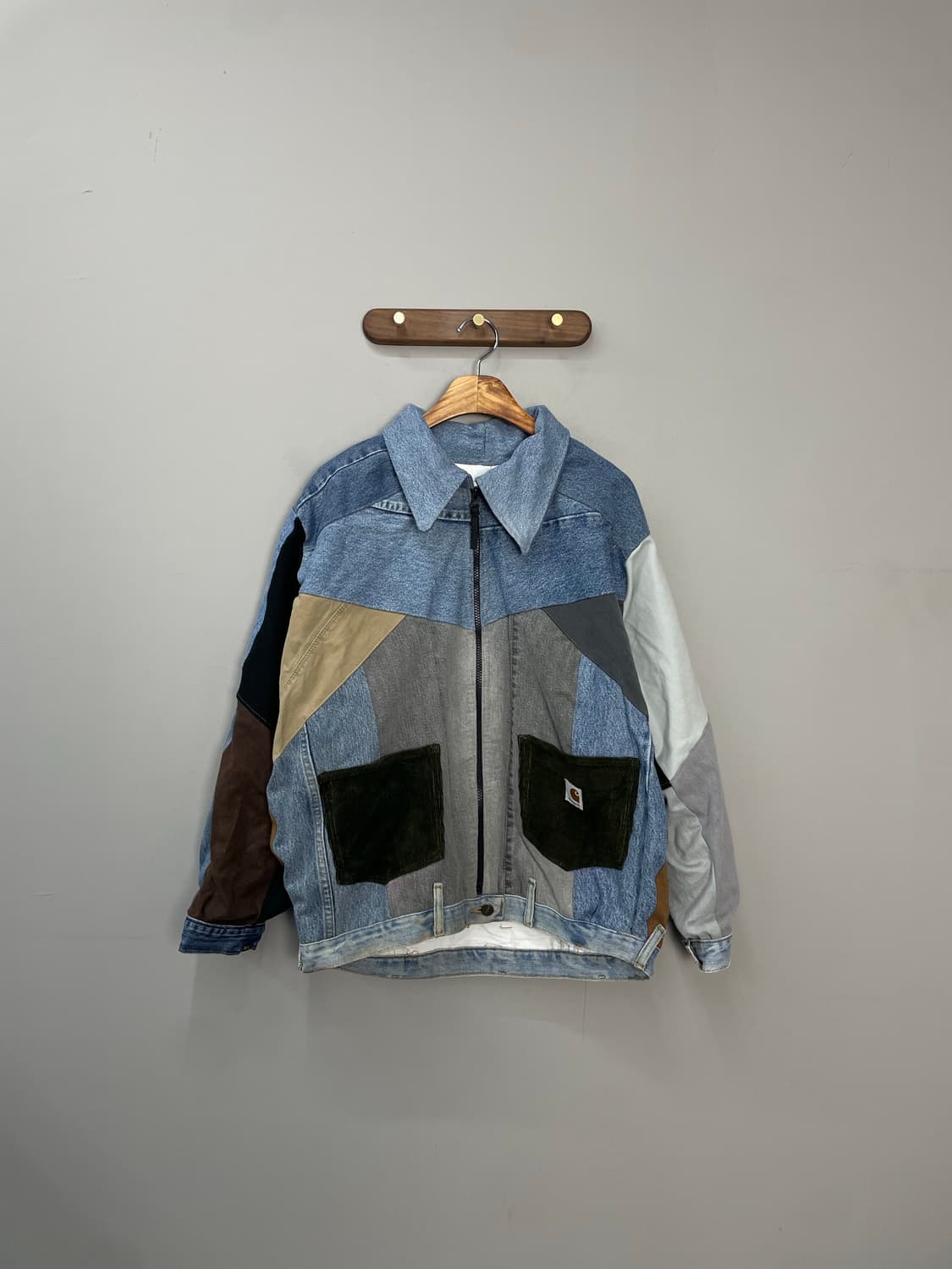 칼하트 커스텀 패치워크 데님 자켓 H1119 상품이미지2