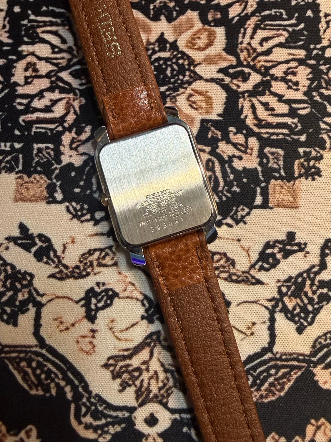 SEIKO 빈티지 쿼츠 시계 상품이미지3