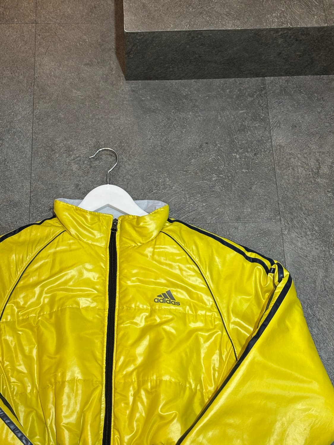 아디다스 여성 크롭 점퍼 패딩 커스텀 Free사이즈 상품이미지4