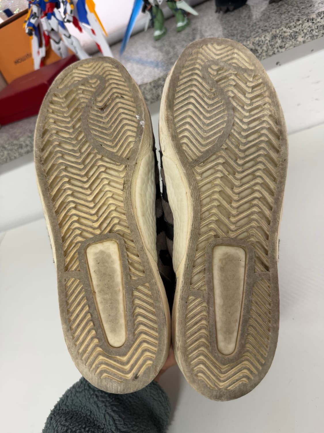 정품) 아디다스 x 베이프 x 네이버후드 슈퍼스타 265 상품이미지10