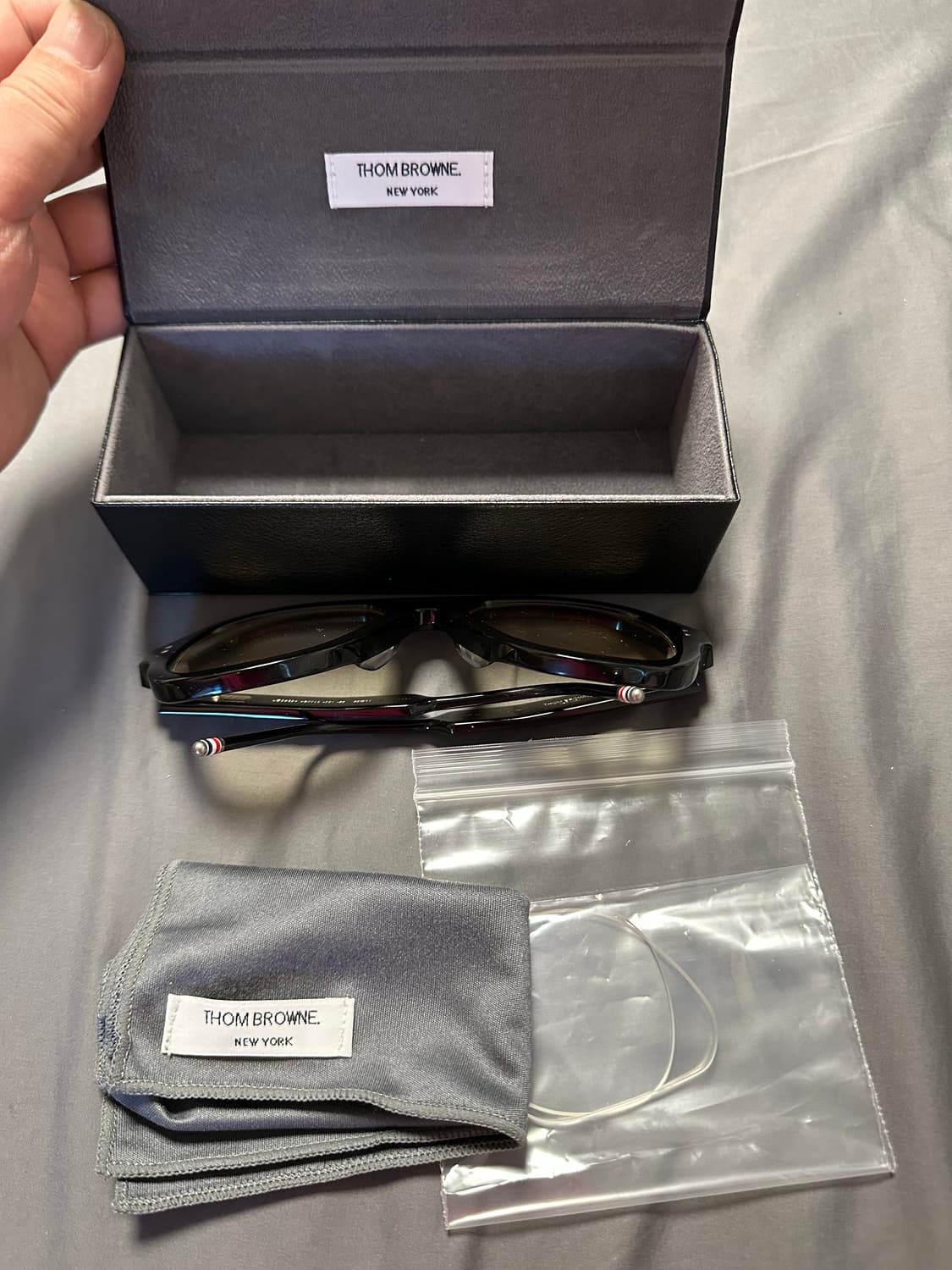 톰브라운 선글라스 안경 지드래곤 착용 상품이미지4