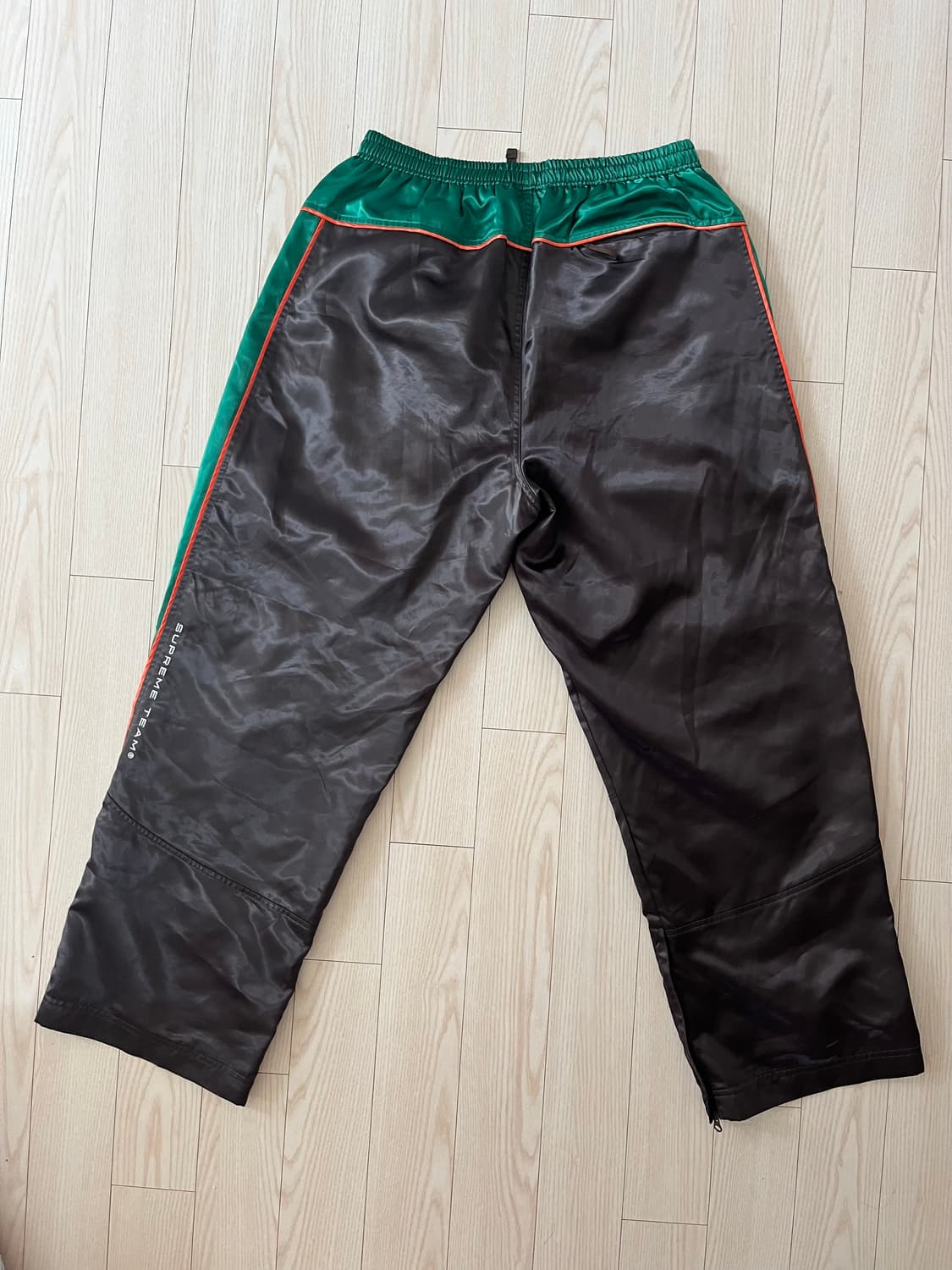 슈프림 사틴 트랙팬츠 L 상품이미지4