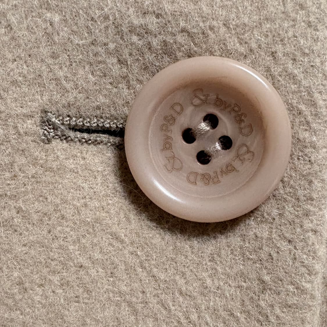 (이체시에눌)PINKY&DIANNE 핑키앤다이안 베이지 카라 롱 코트 상품이미지5