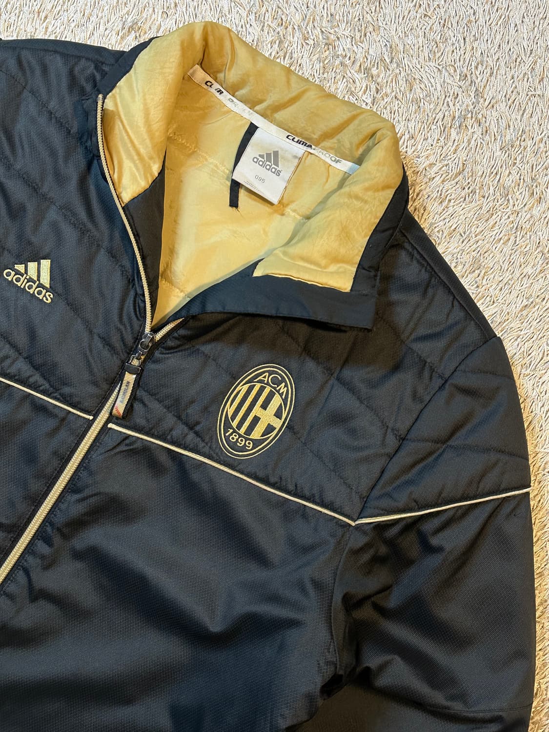 대장급) 아디다스 AC밀란 패딩 자켓 검골 상품이미지2