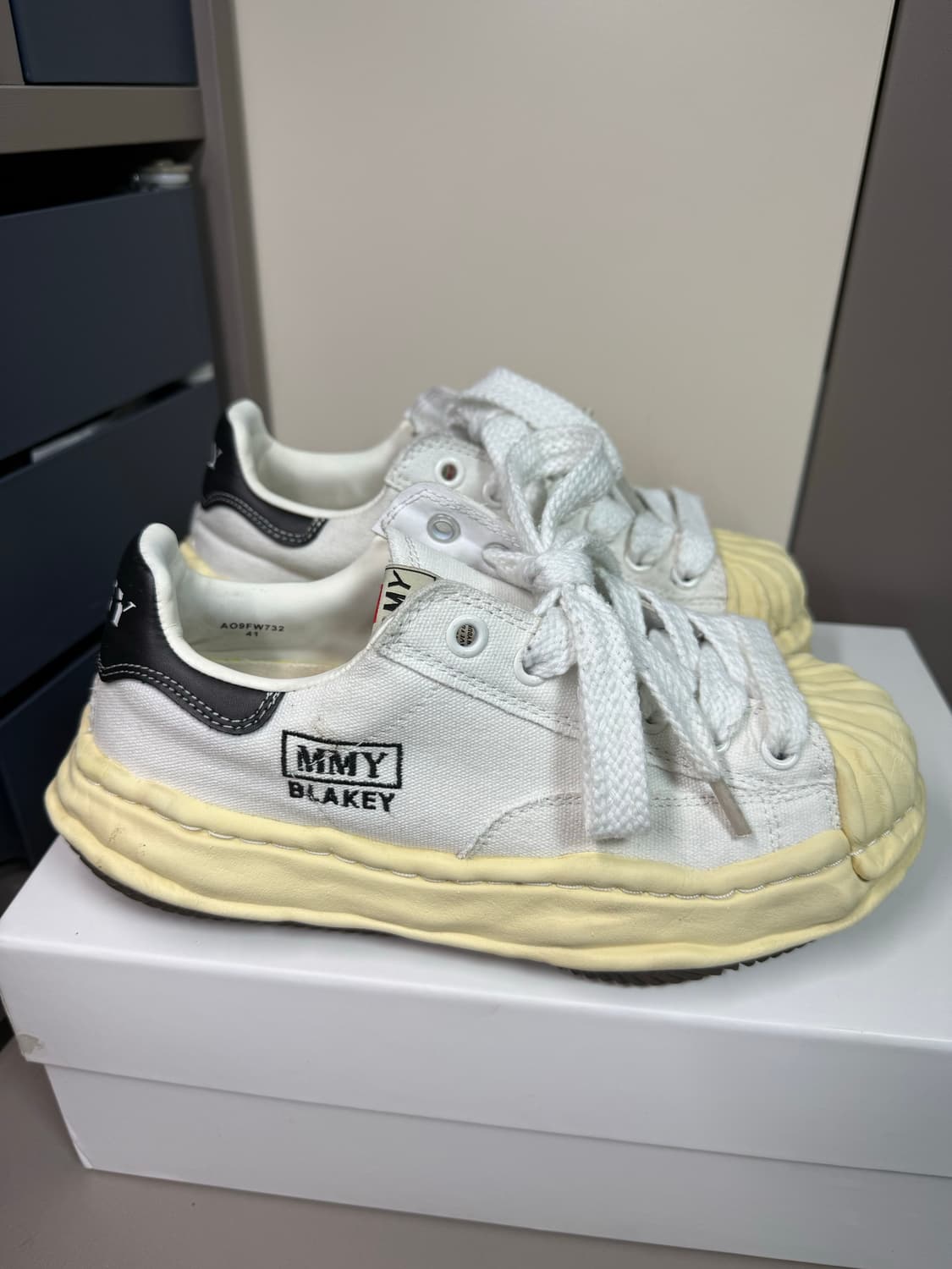 미하라 야스히로 블레이키 화이트 EU41(260) 상품이미지1