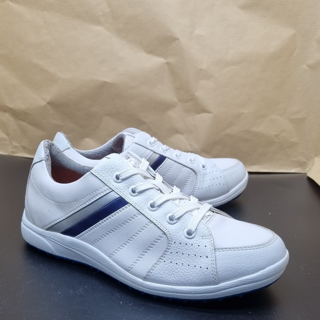 사우스포트 스파이크리스 골프화245 상품이미지1