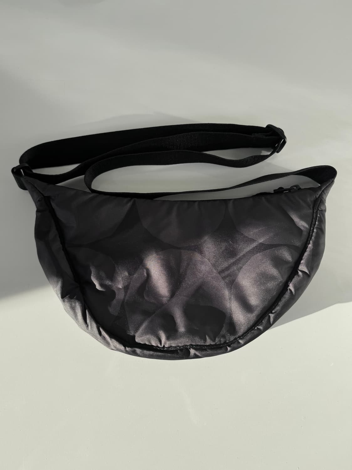 유니클로 마리메꼬 반달백 크로스백 상품이미지2