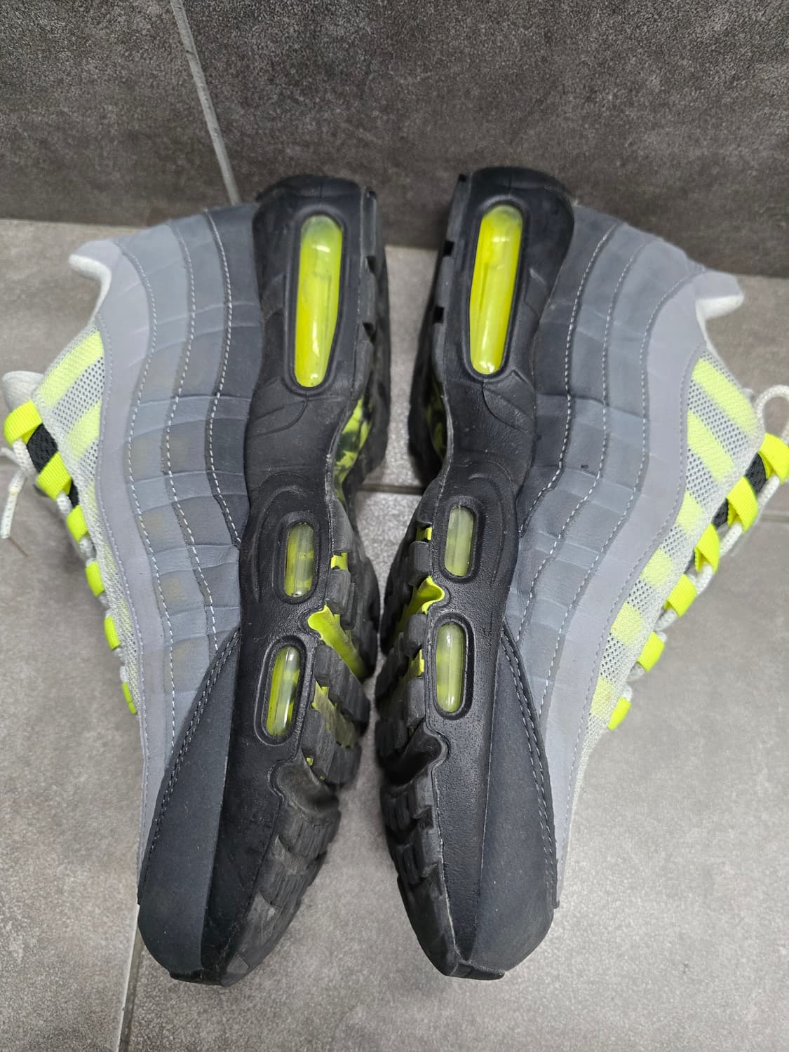 나이키 에어맥스 275 상품이미지2