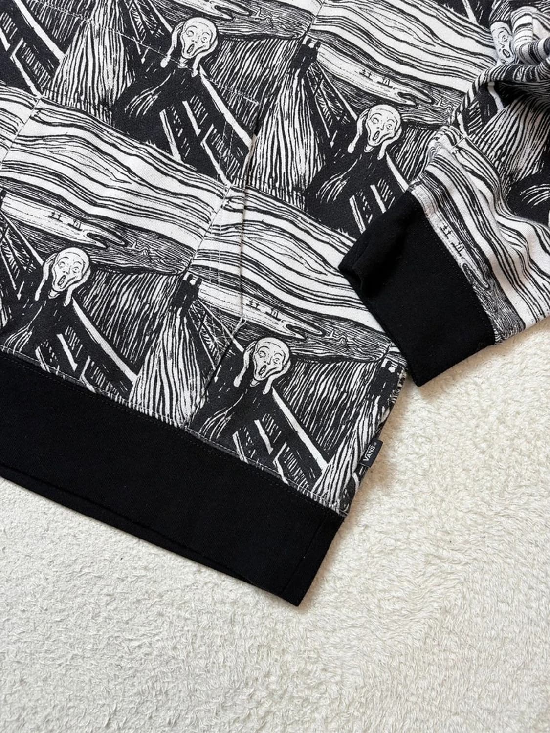 VANS x MoMA 에드바르트 뭉크 풀오버 후드티 PN6466    상품이미지5