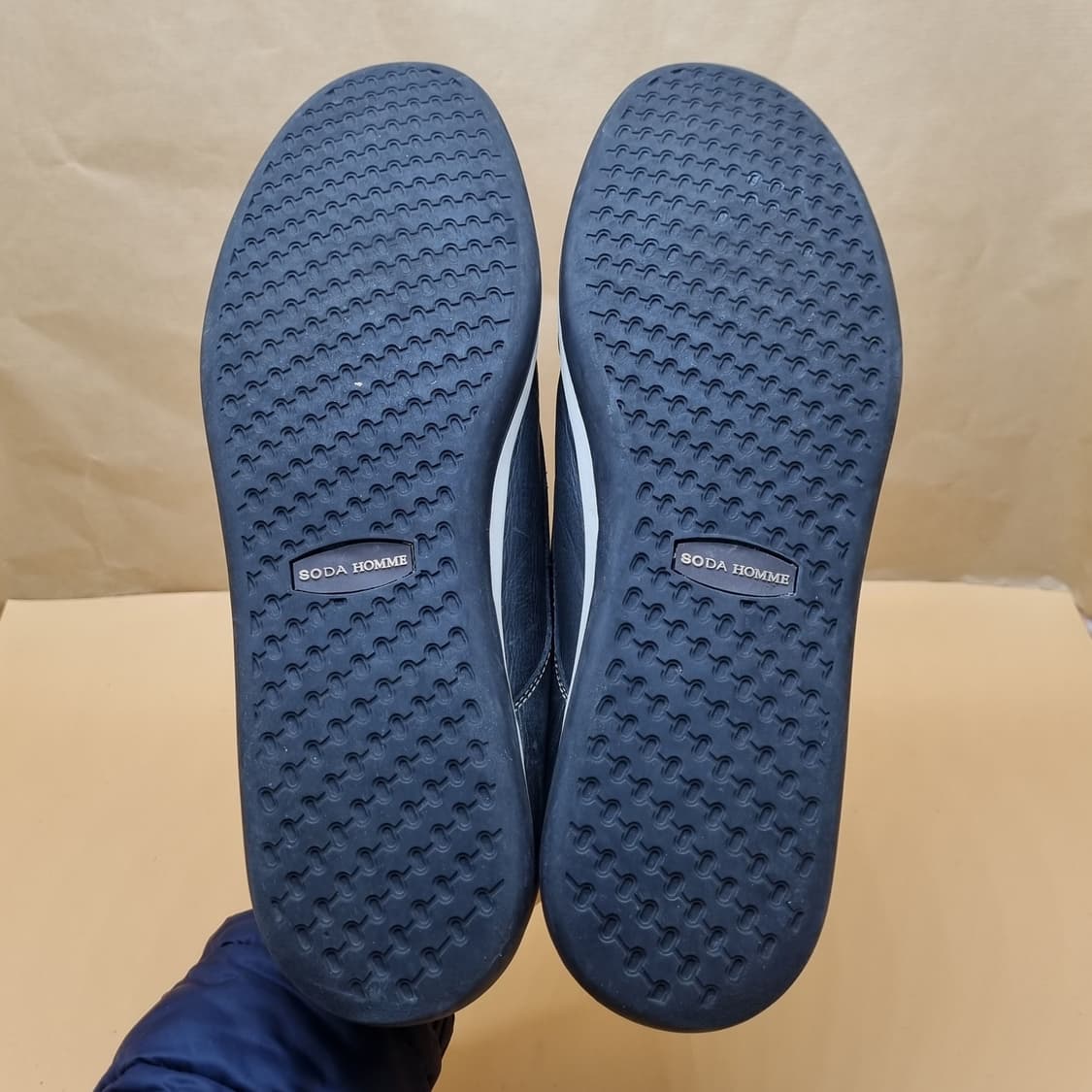 소다옴므 남성가죽스니커즈 실사이즈270. 상품이미지3