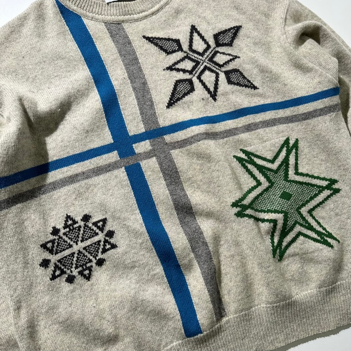 지방시 캐시미어 블렌드 패턴 라운드 니트 상품이미지4