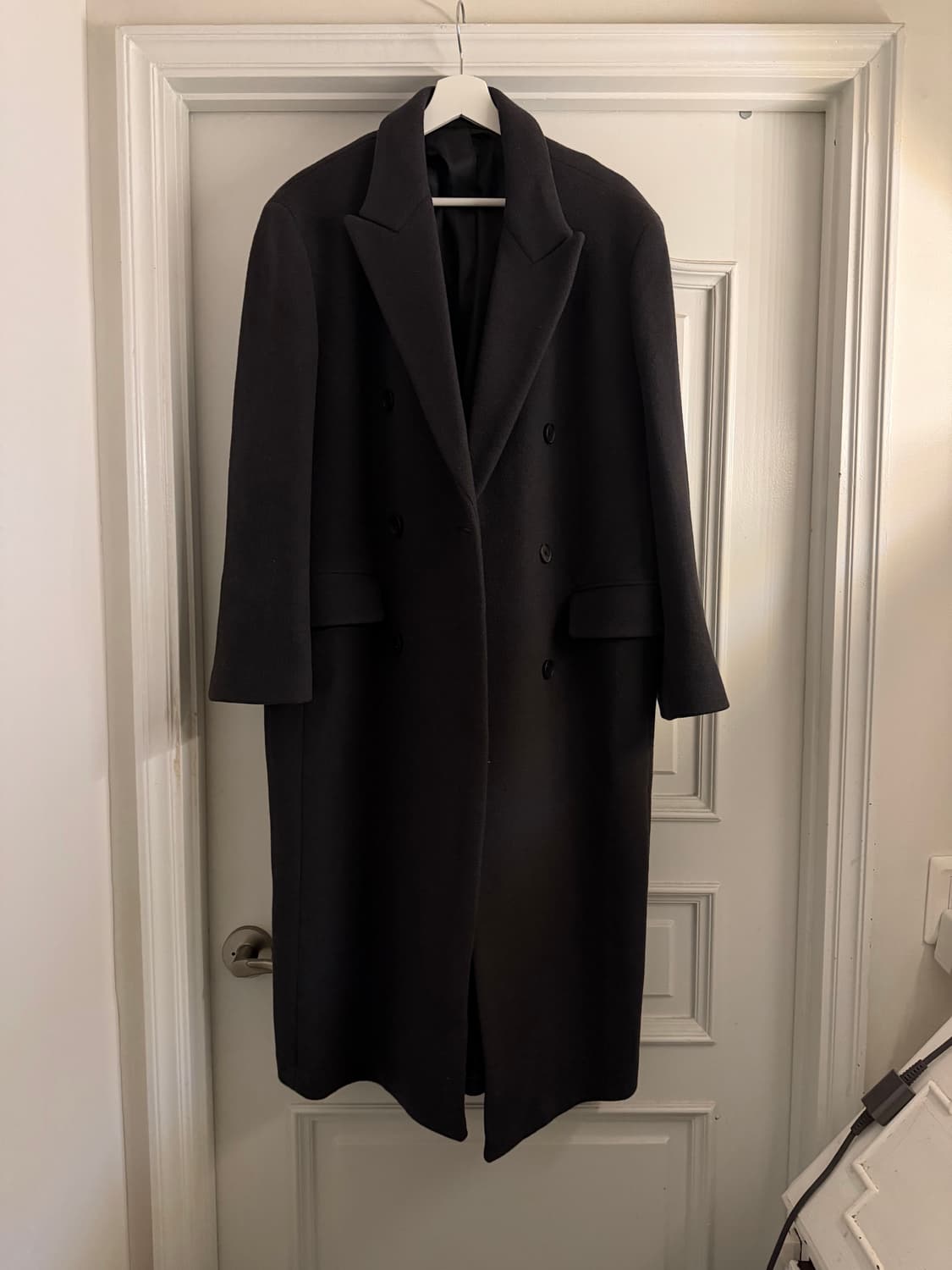 무신사스탠다드 대디숄더 캐시미어 블렌드 더블 코트 상품이미지1