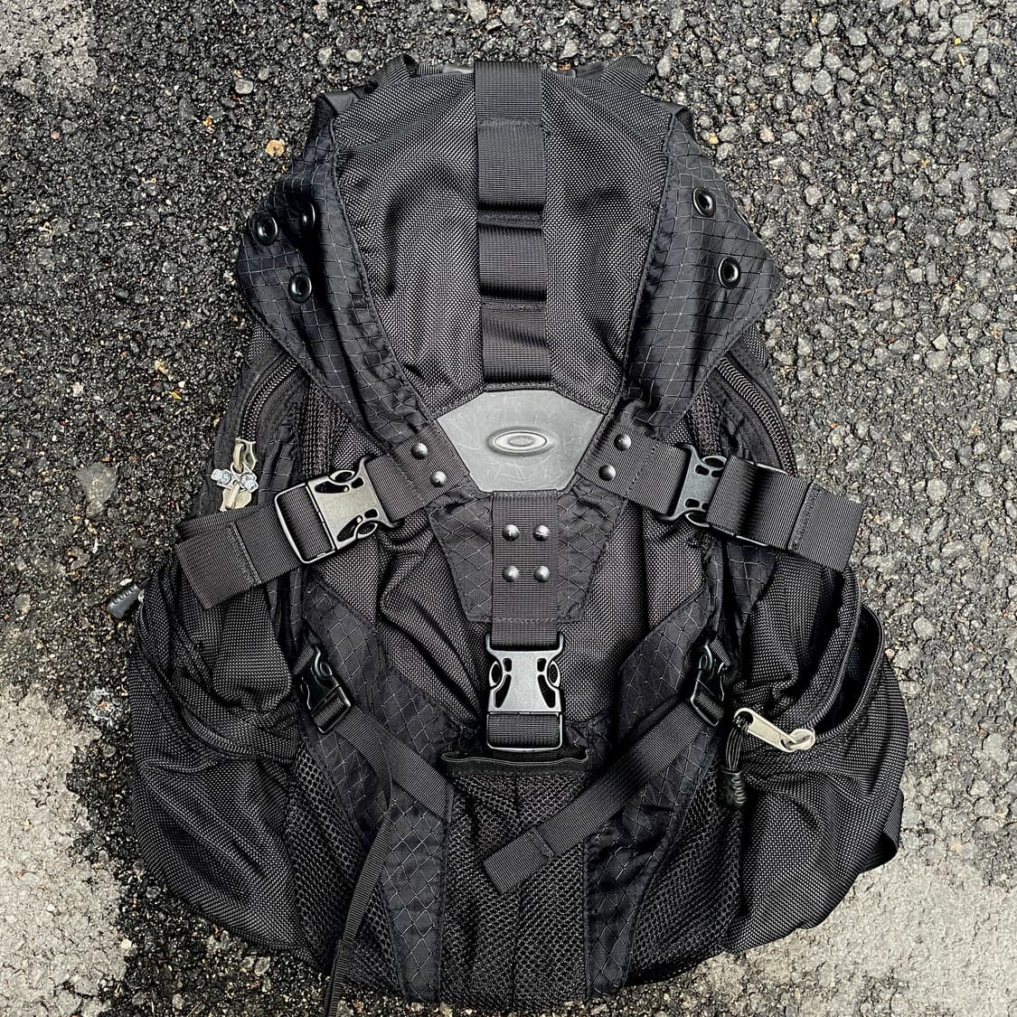 오클리 아이콘 테크니컬 백팩 가방 상품이미지1