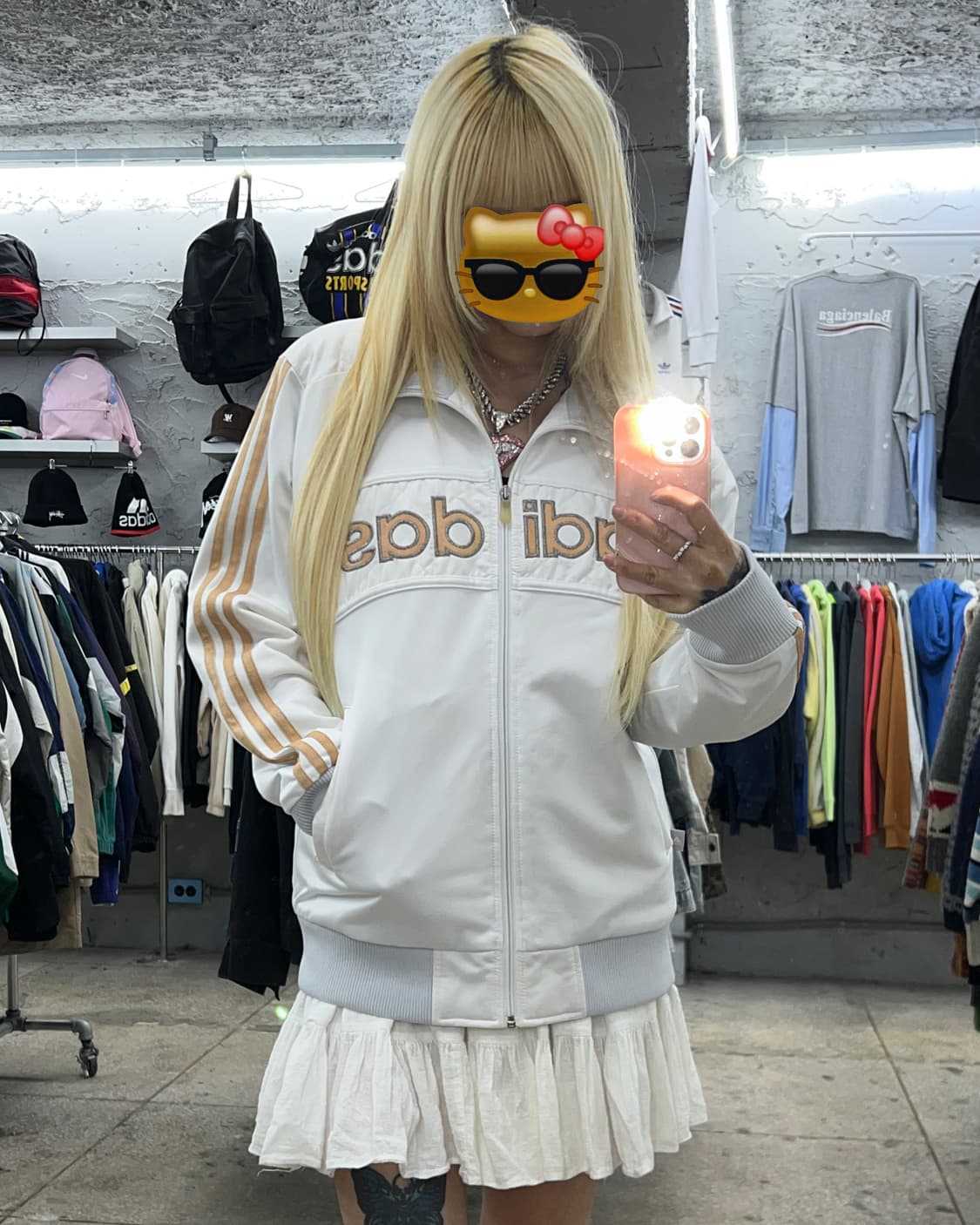 착샷O 아디다스 화이트베이지 누빔자켓 100 상품이미지5