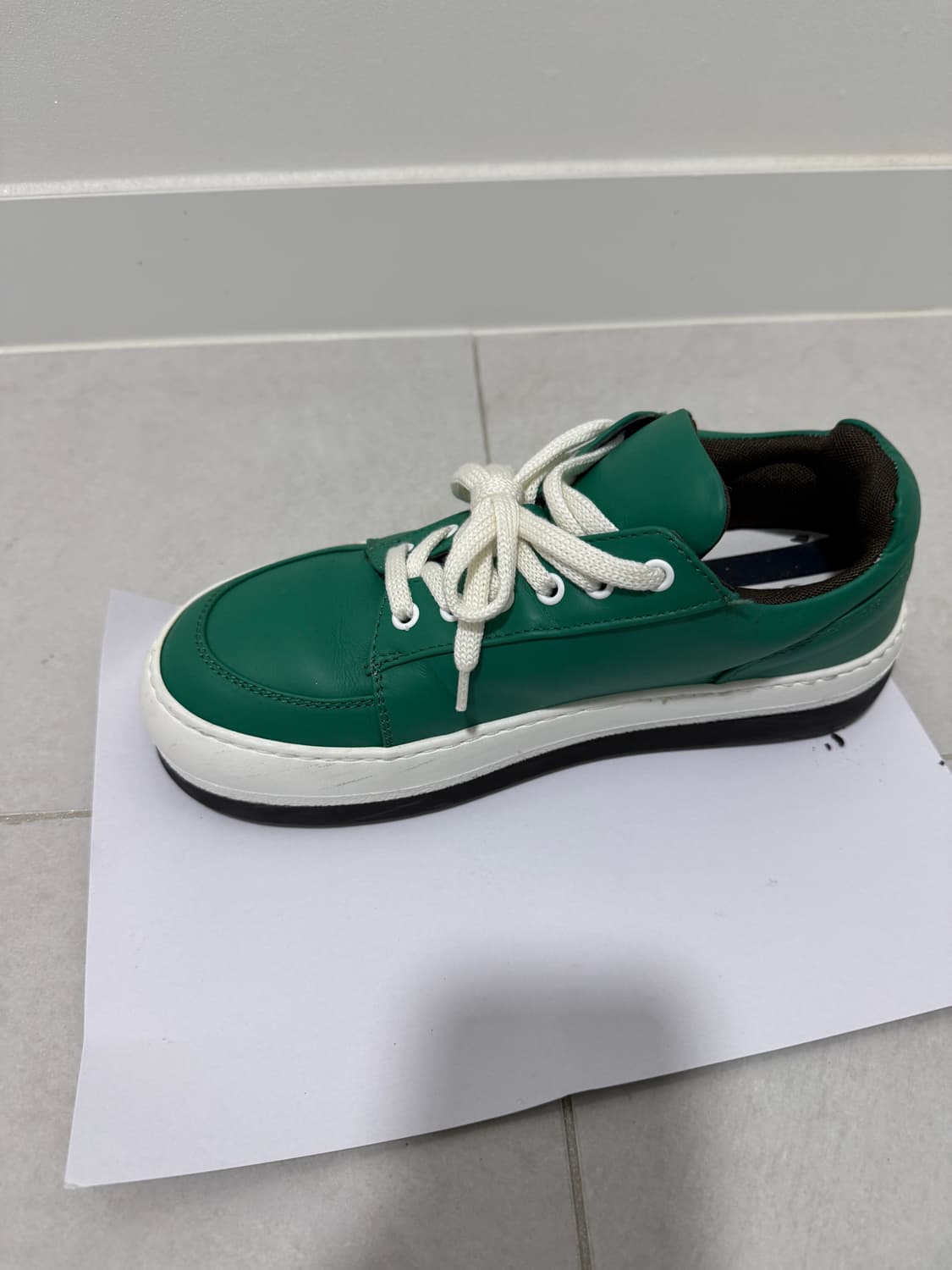 써네이 39사이즈 그린 팝니다 상품이미지8