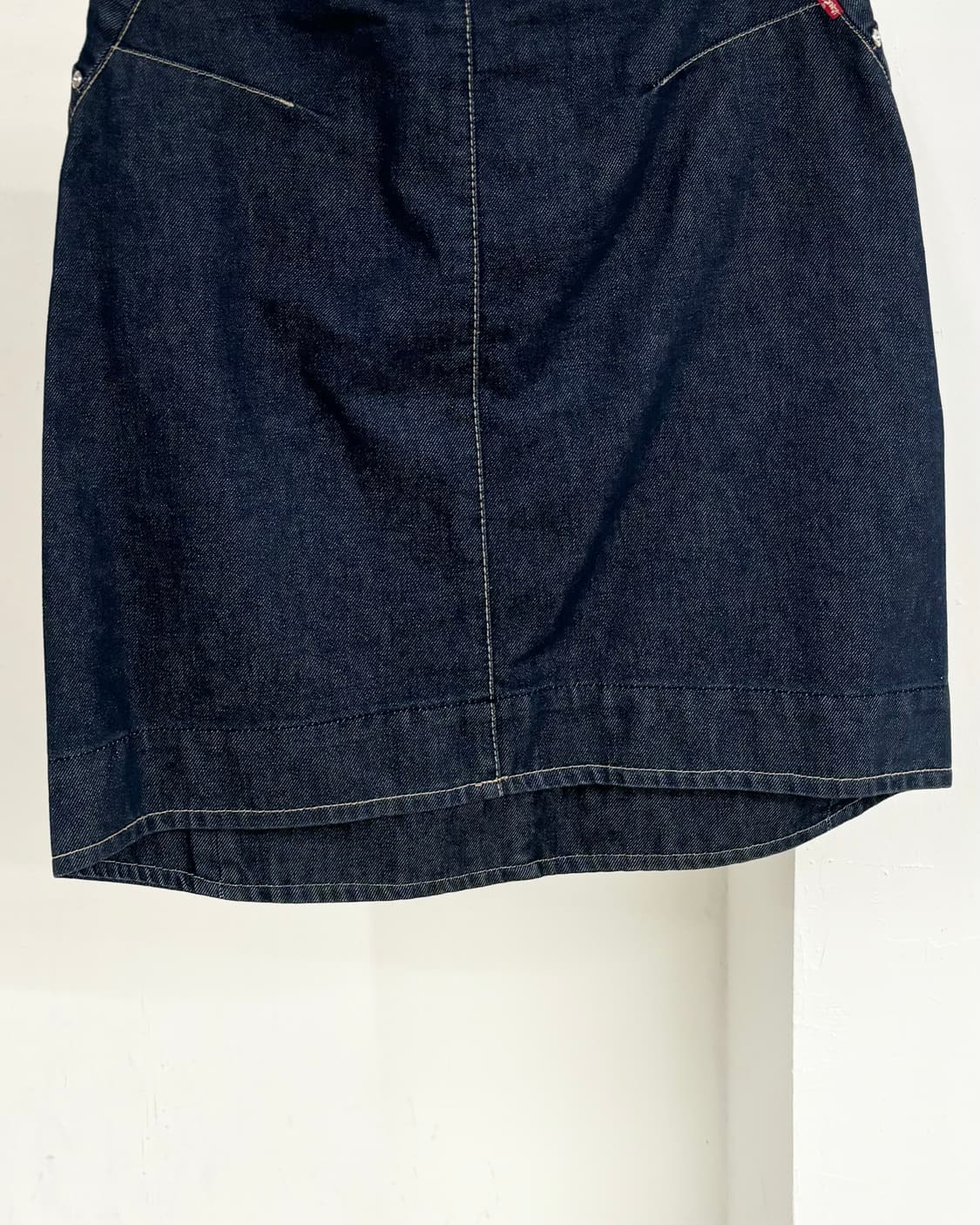 리바이스 엔지니어드 진청 데님 스커트 상품이미지6
