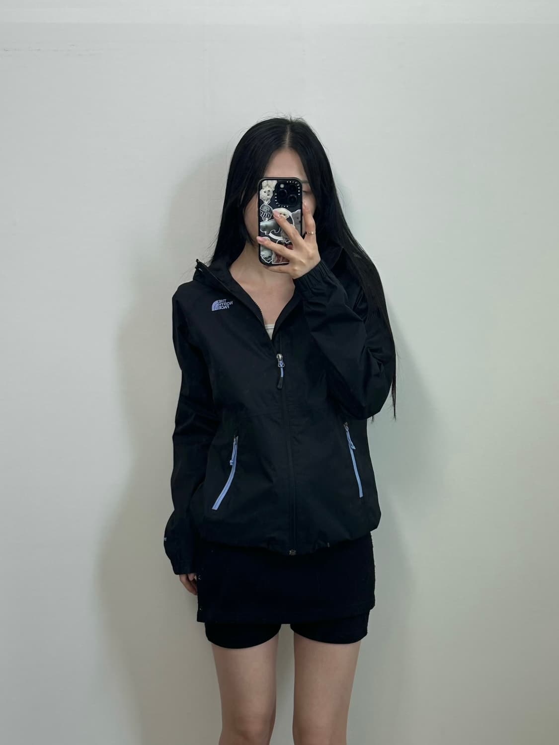 노스페이스 자수로고 블랙 바람막이 자켓 상품이미지1
