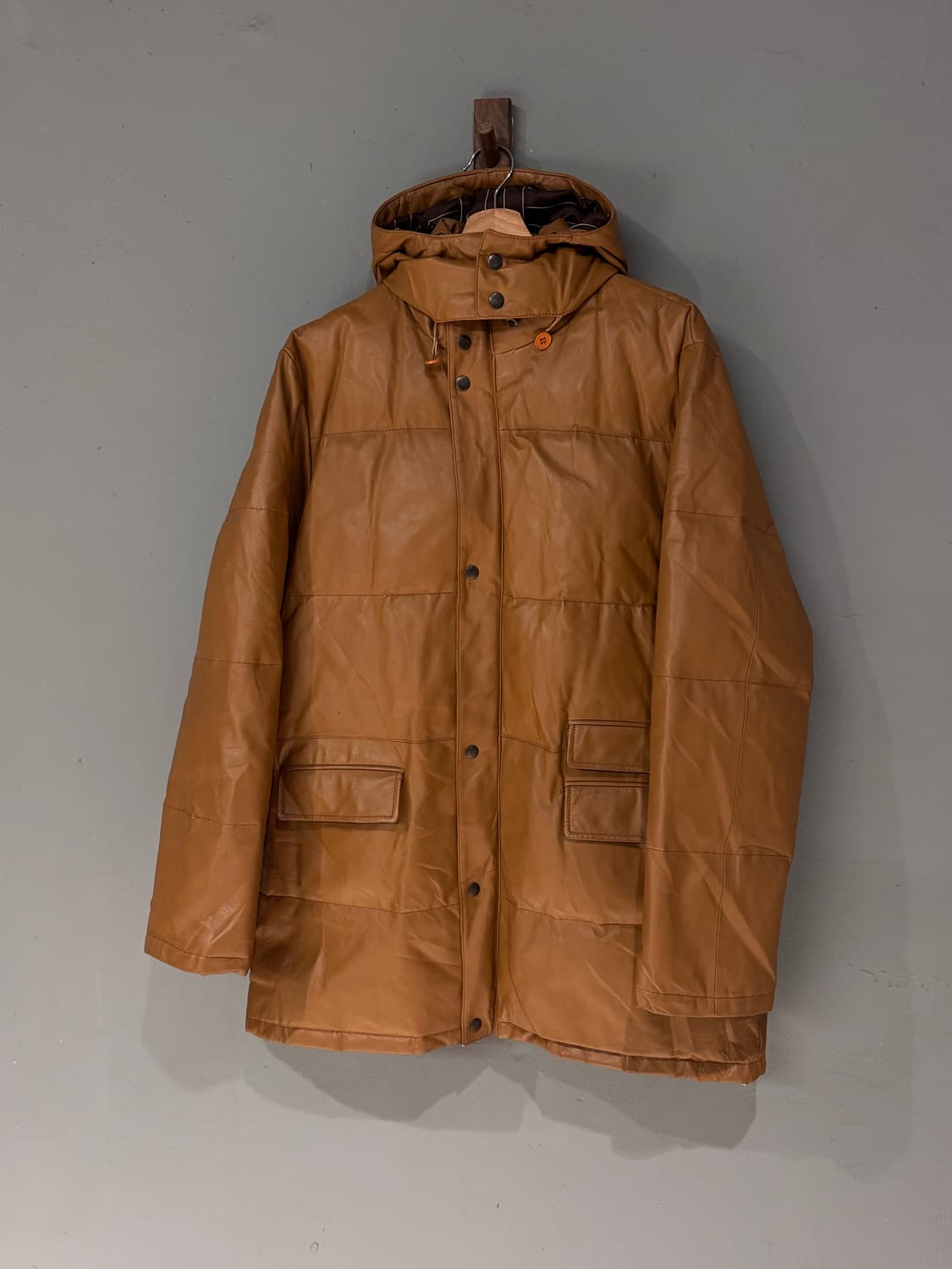 알렉산더 줄리안 카우하이드 가죽 다운 자켓 상품이미지1