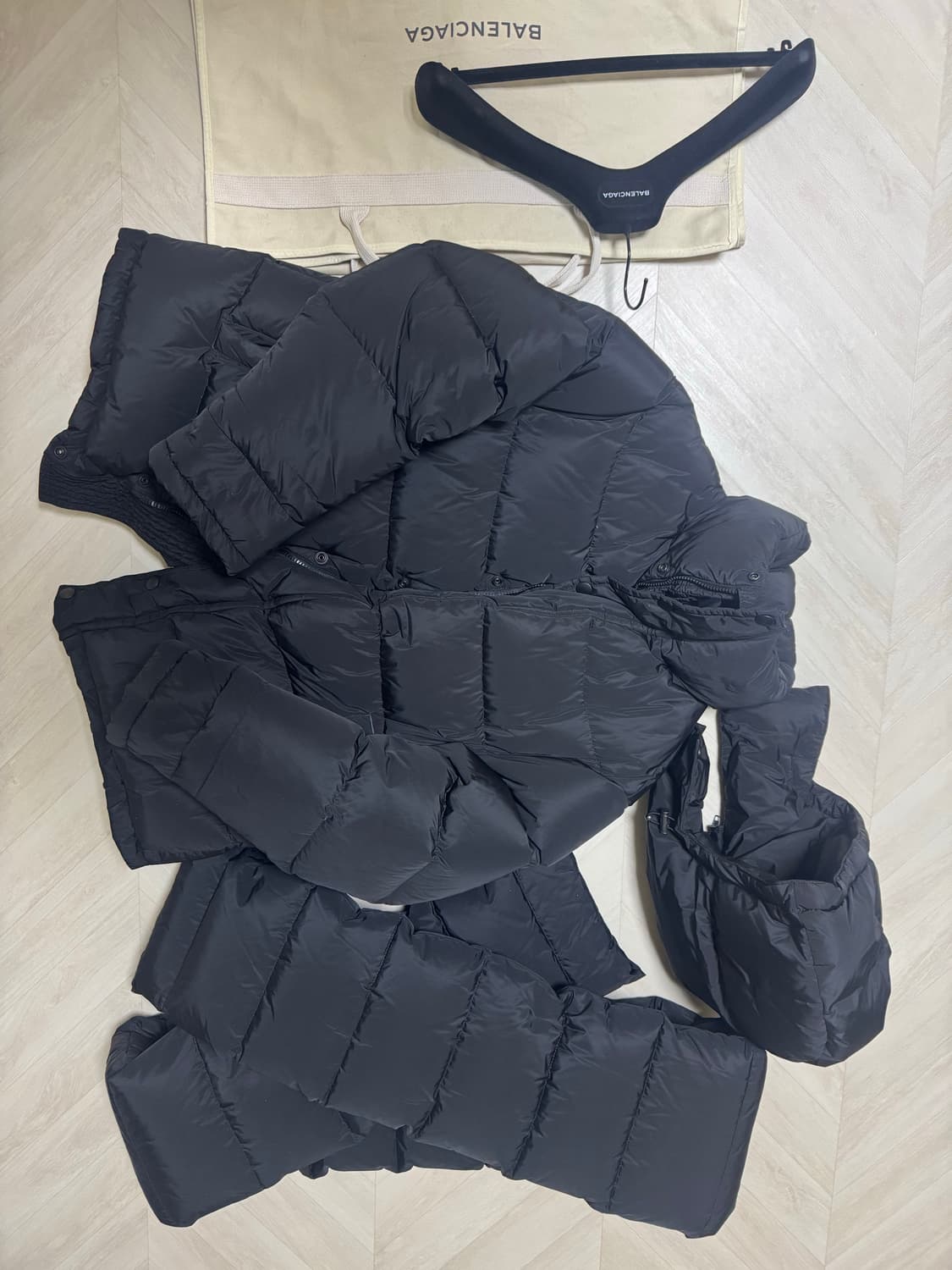 발렌시아가 머플러 패딩 / 지드래곤패딩 / 백화점 풀셋 상품이미지3