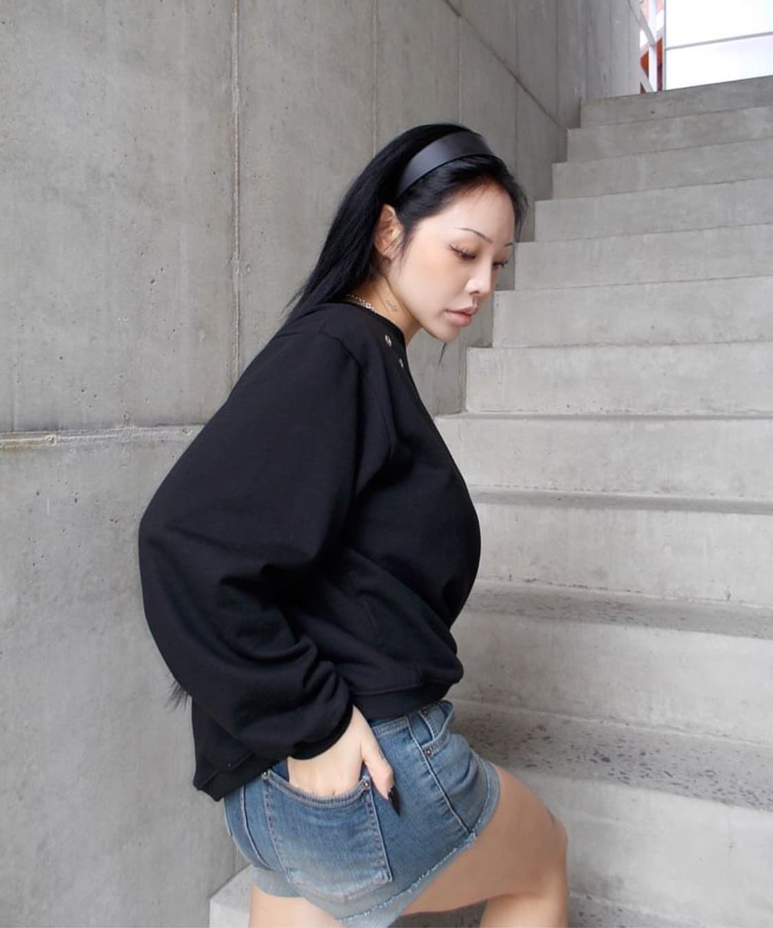 오도어 너그 오프 맨투맨 nug off mtm  상품이미지3