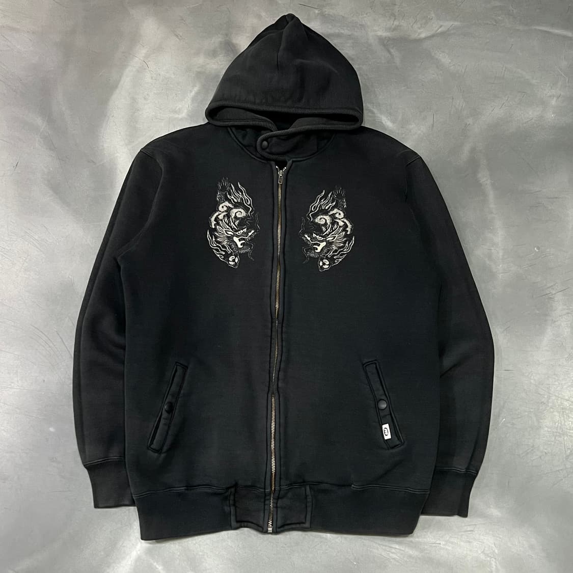  몽타주 그래픽 후드 집업 y15567 상품이미지1