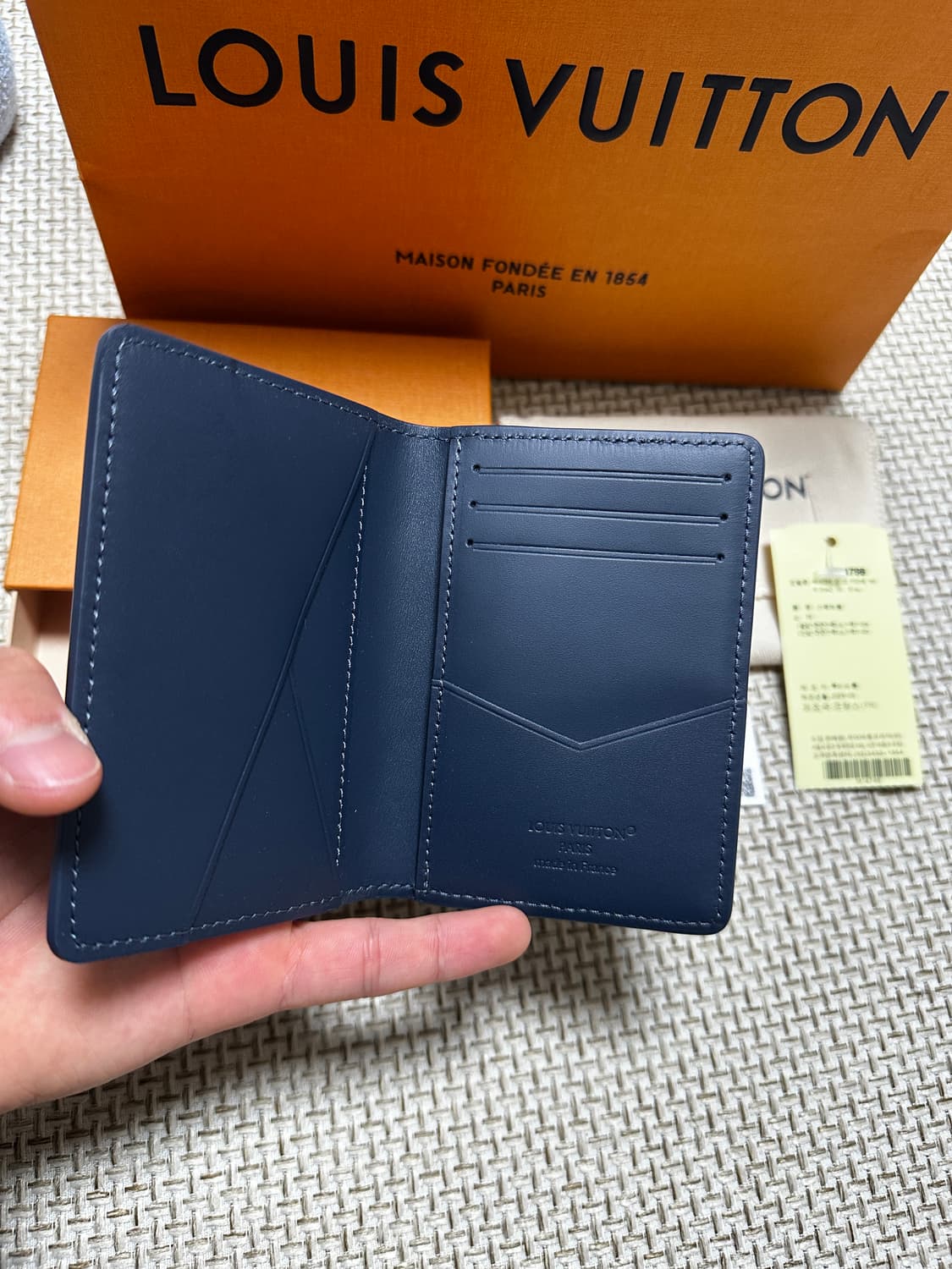 [OS/미사용새상품] 25ss 루이비통 쉐도우 오거나이저 상품이미지2