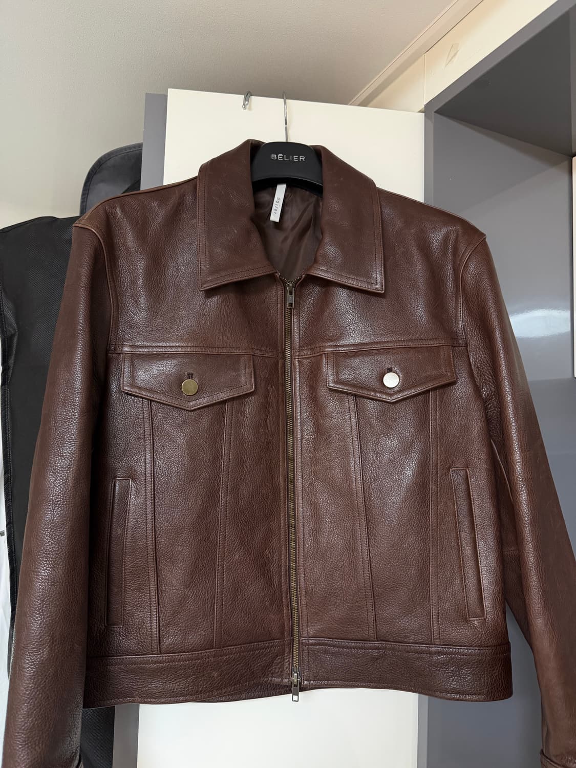 노이어 엔틱 카우레더 트러커 브라운 48 사이즈 상품이미지1