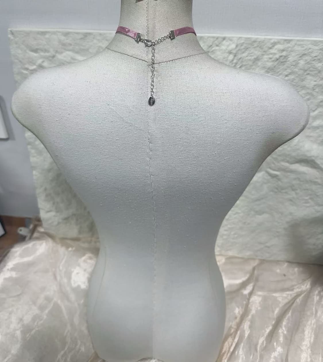 빈티지  리본 하트 펜턴트 초커 목걸이 상품이미지3