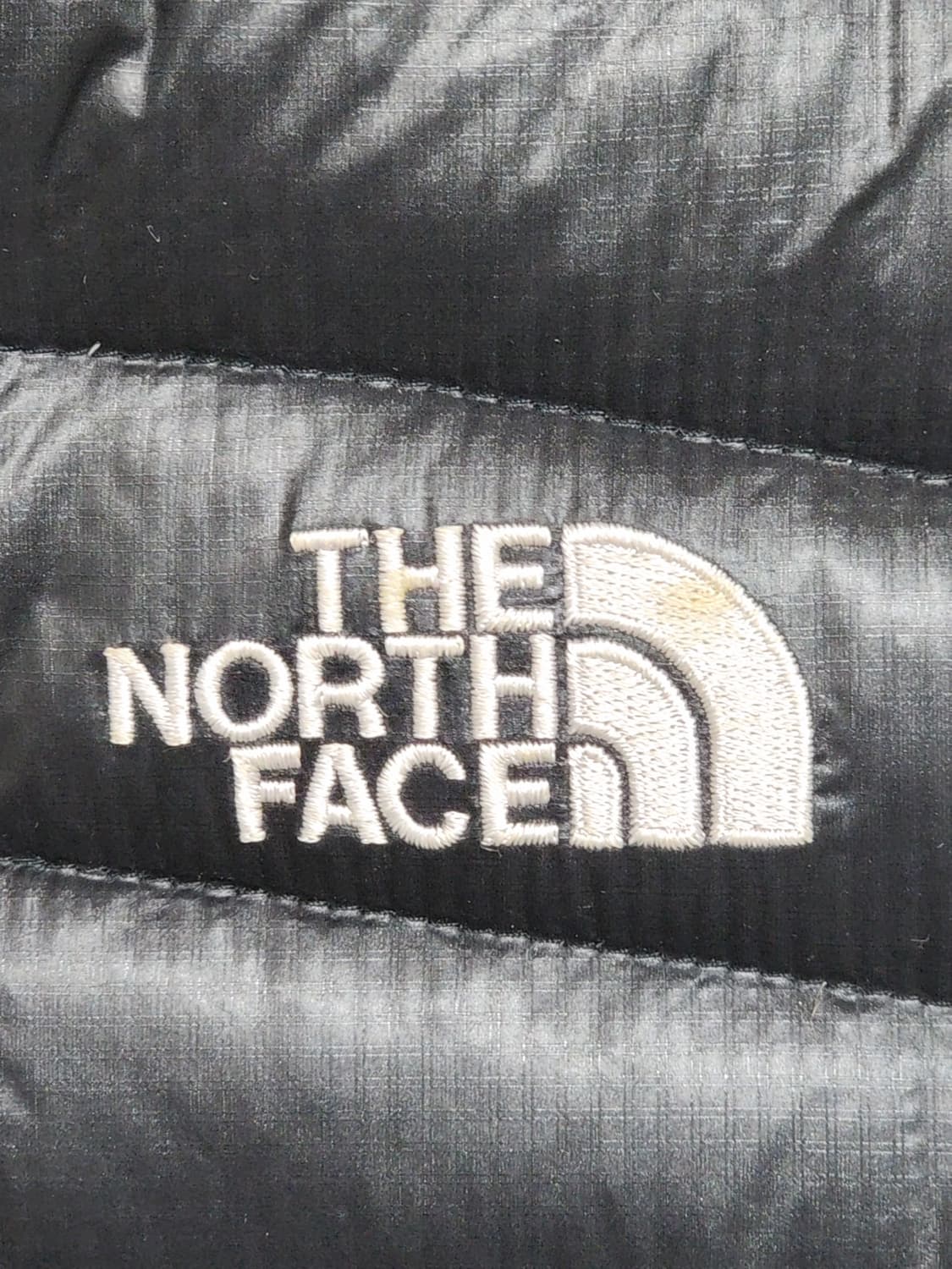 (M) 노스페이스 700 패딩조끼 블랙 거위털 구스다운 베스트  상품이미지4